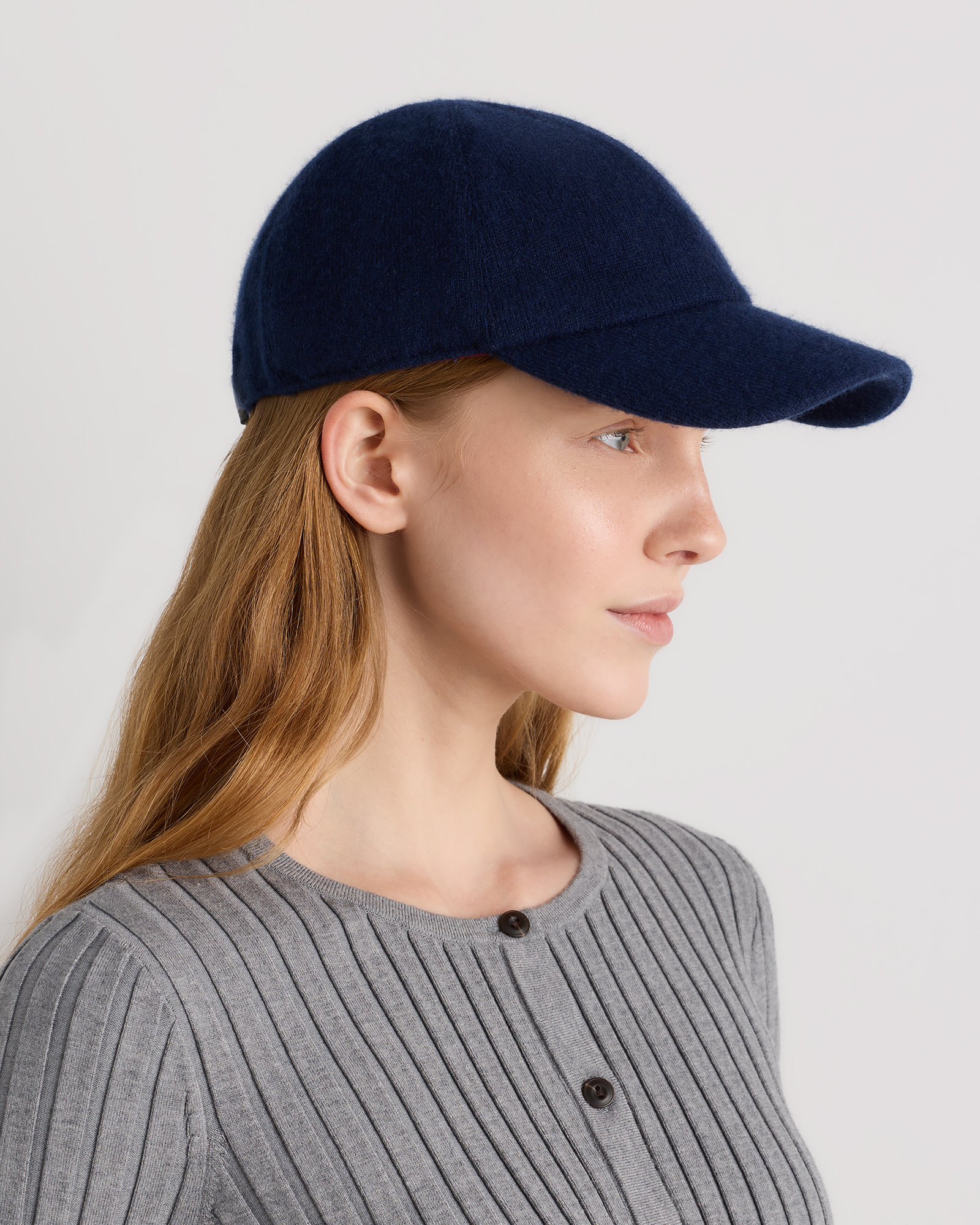 Logoless Cashmere Baseball Cap in True Navy | Quince Canada display picture 2