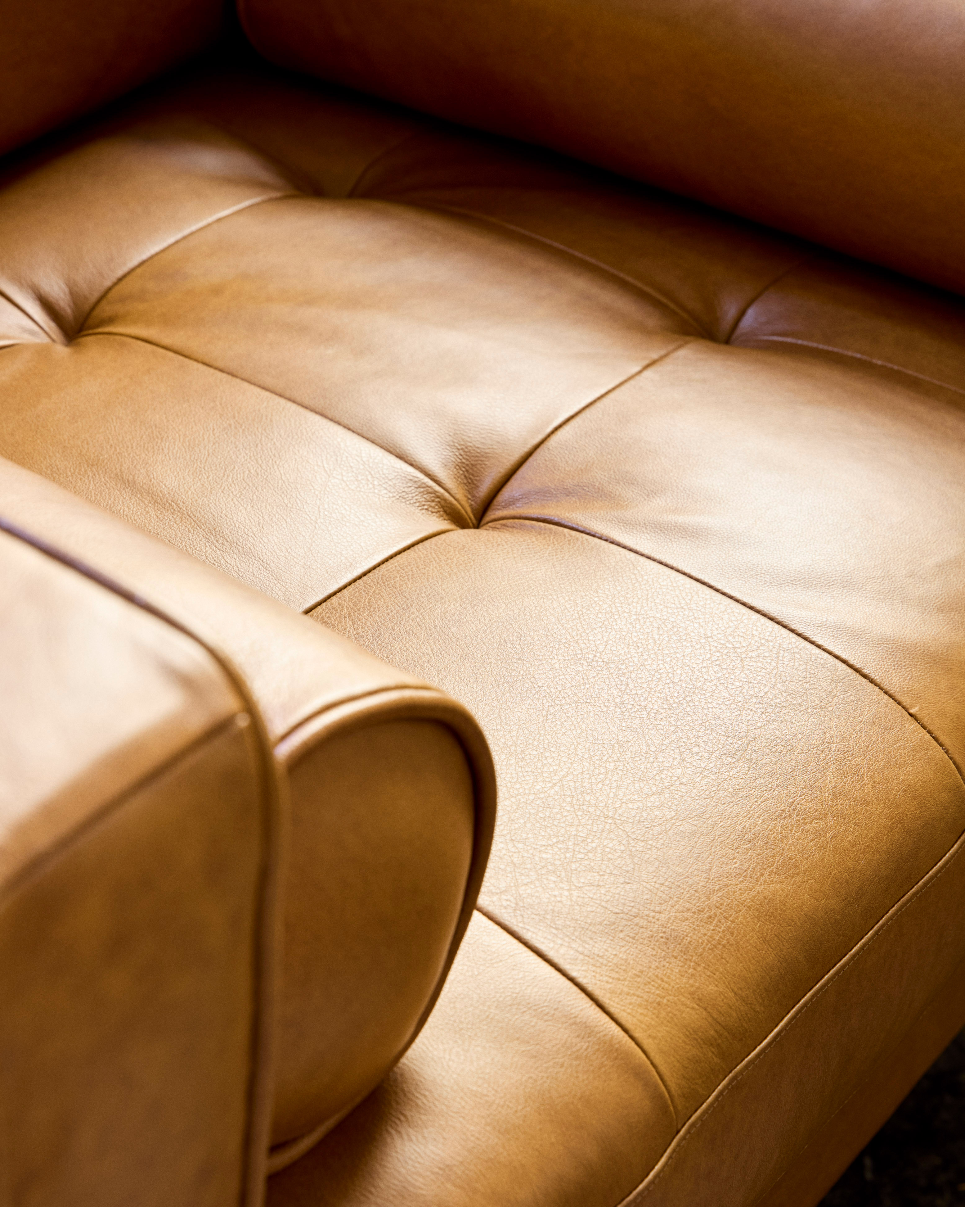 Italian Leather Midcentury Accent Chair - thumbnail 3