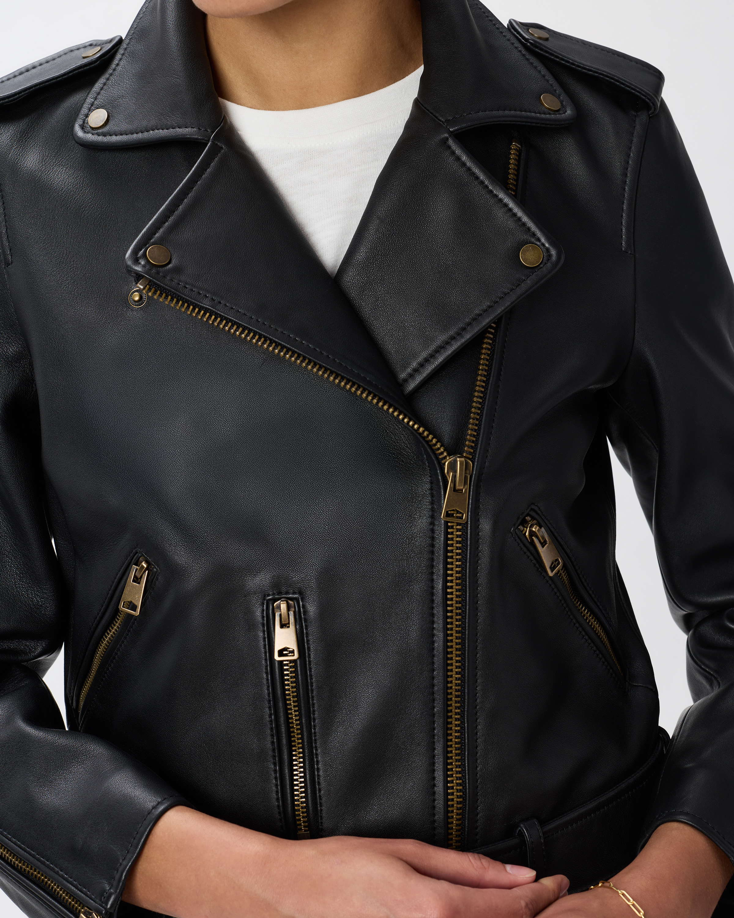 épine leather jacket 508_3cba056a2c-