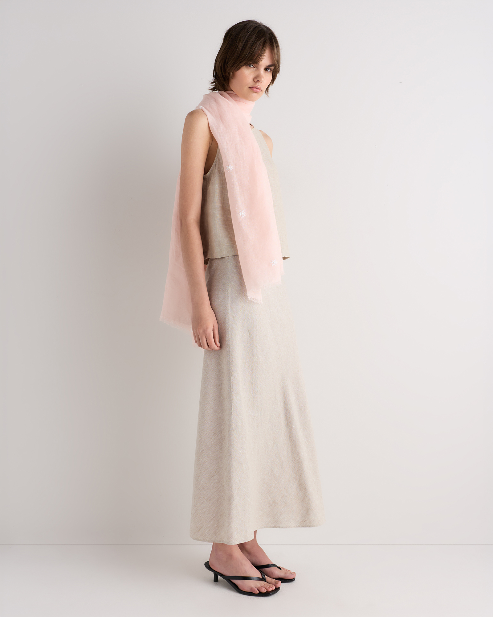 100% European Linen Embroidered Scarf - thumbnail 7