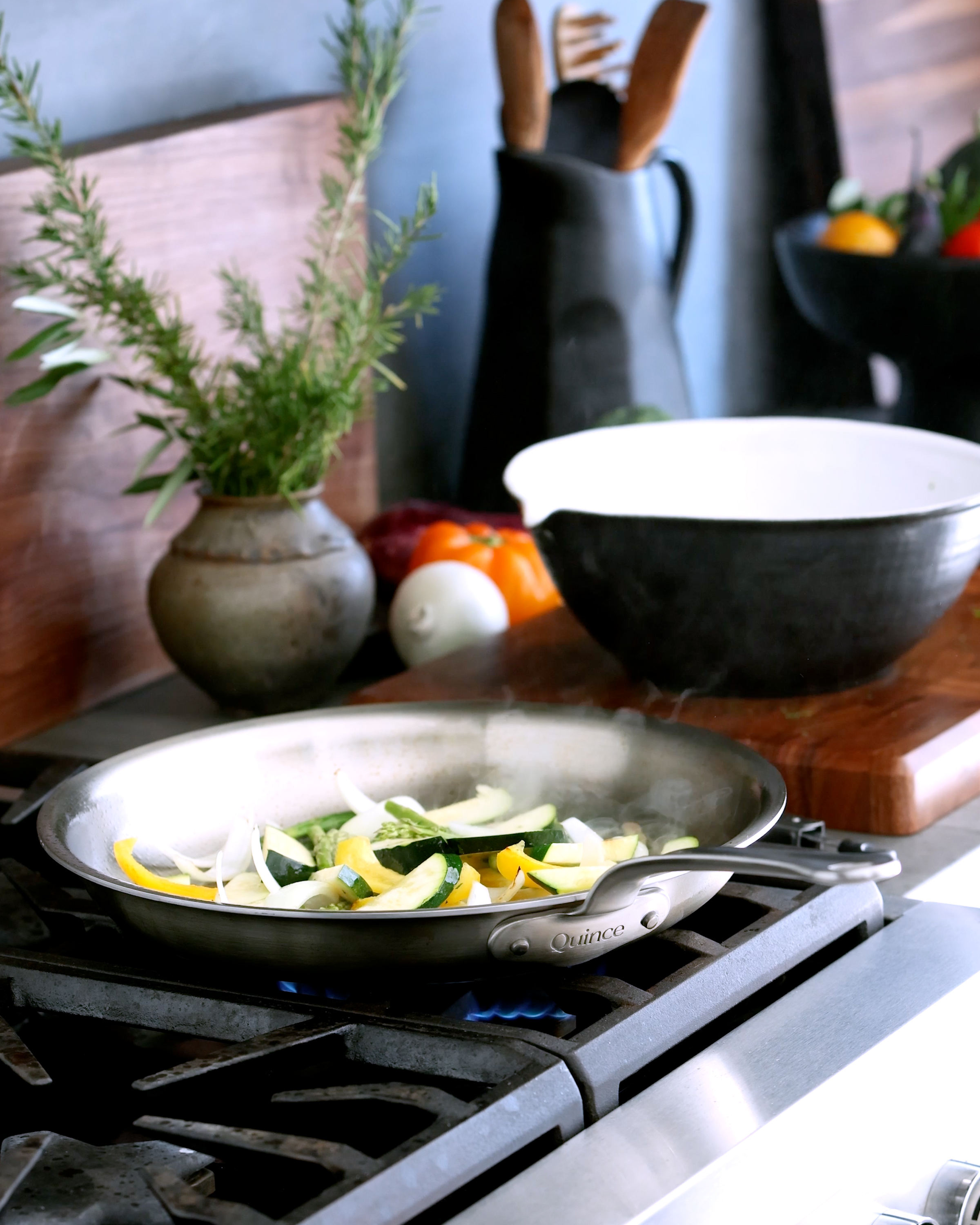 Kitchen On Location 5815.00 00 02 23.Still008