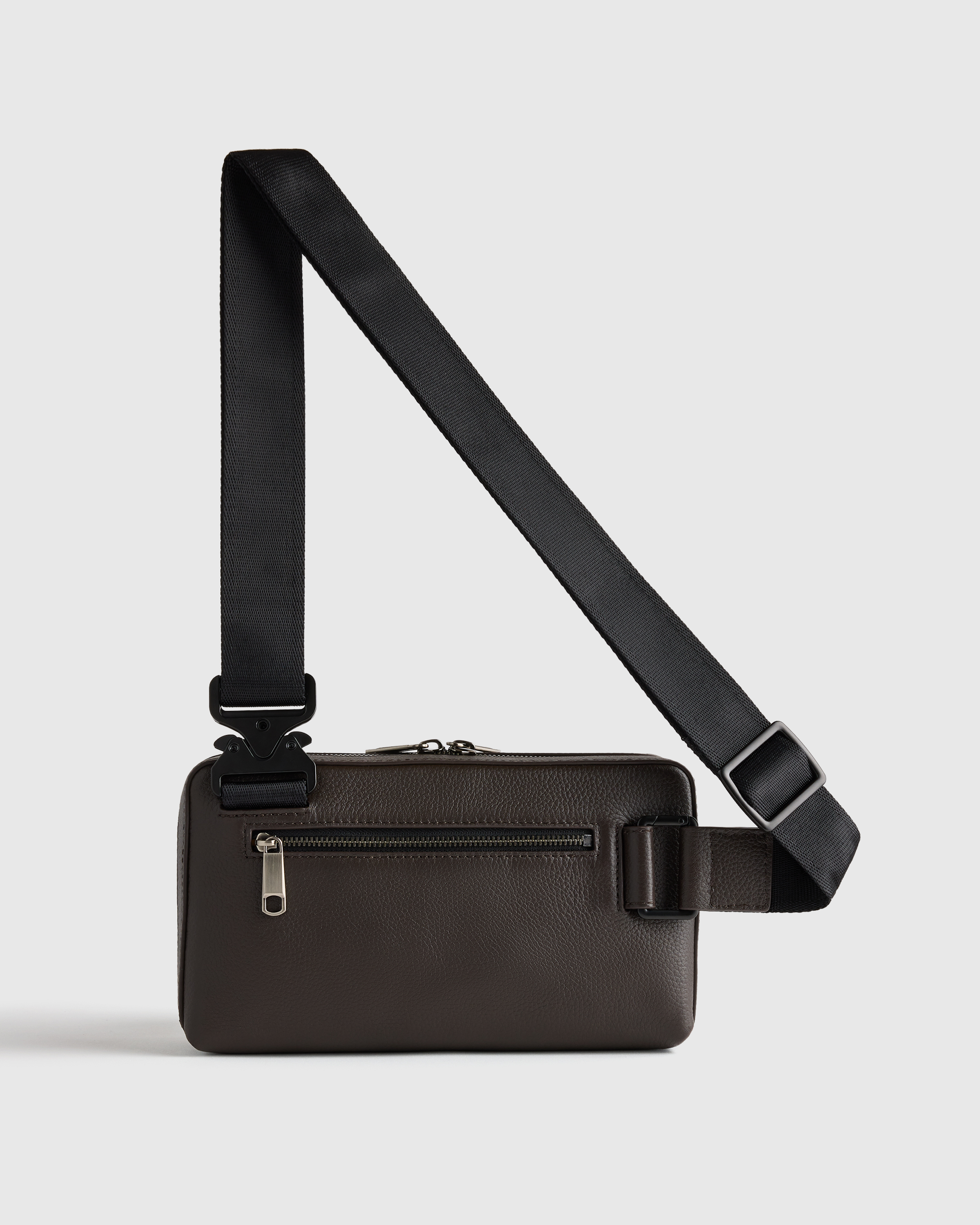 M-BAG-20-HIC Excursion Italian Leather Sling Hickory 124 CROPPED