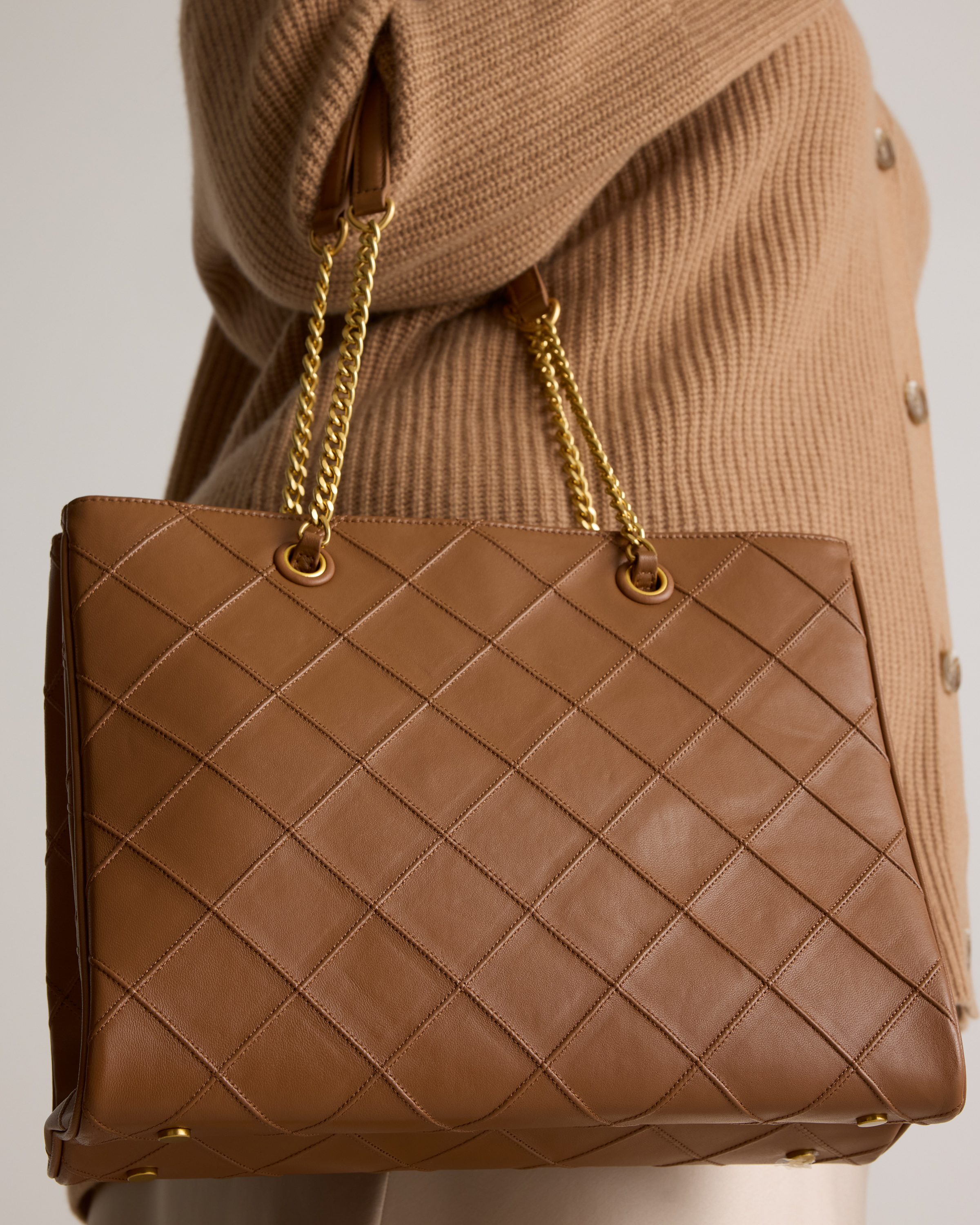 Italian Leather Diamond Stitch Tote - Thumbnail 4