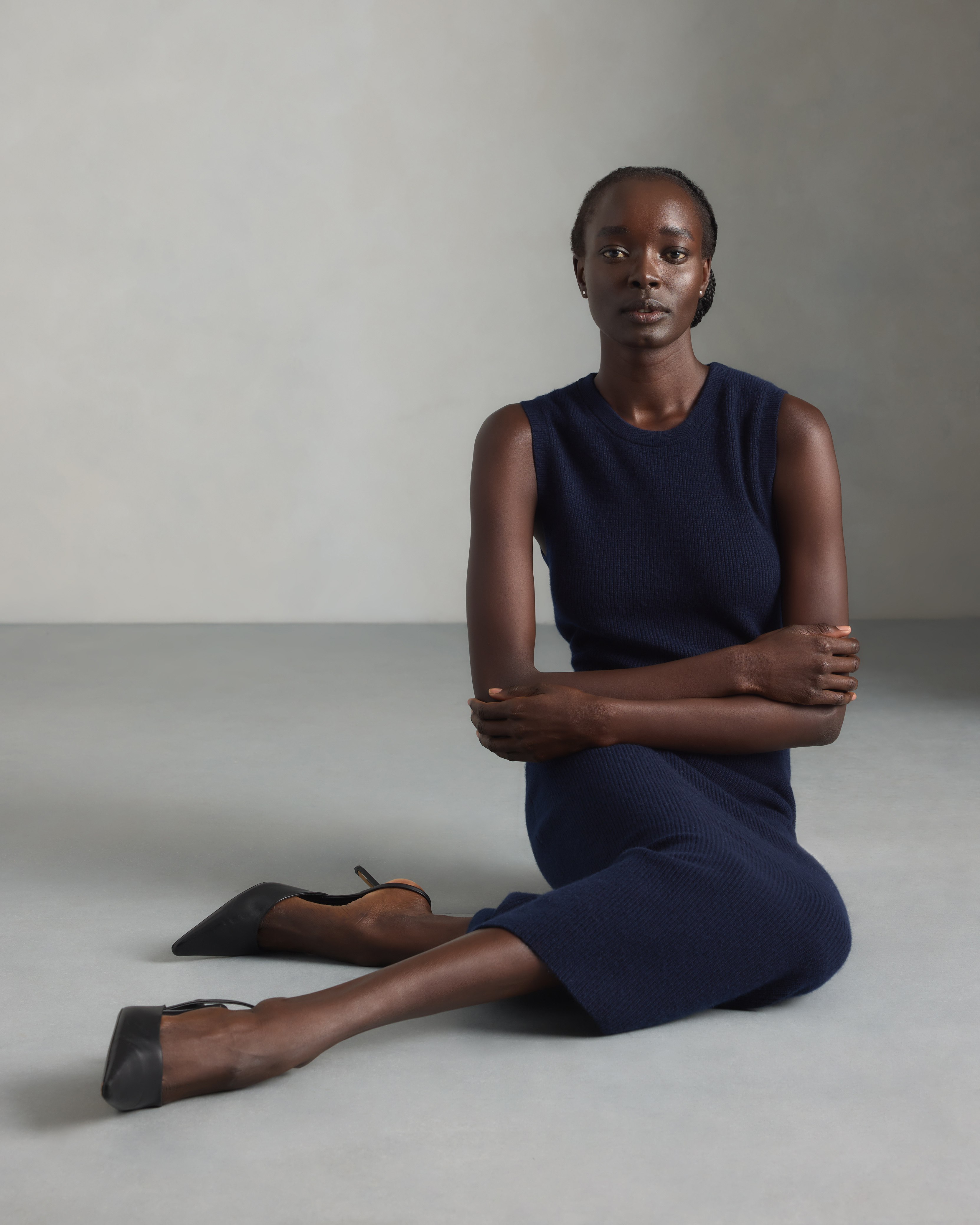 navy sweater dress Relaxed V-Neck Midi in Cotton Merino her normal dress size is (small) and normal skirt size is (medium) Blair Sweater Dress - Navy