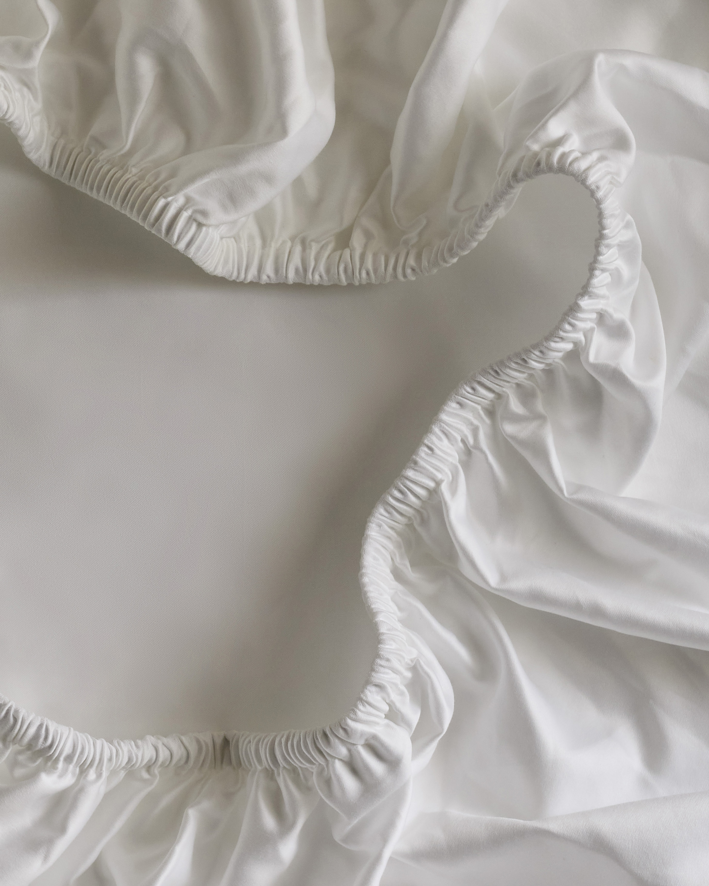 Quince Giza Cotton Sateen Fitted Sheet