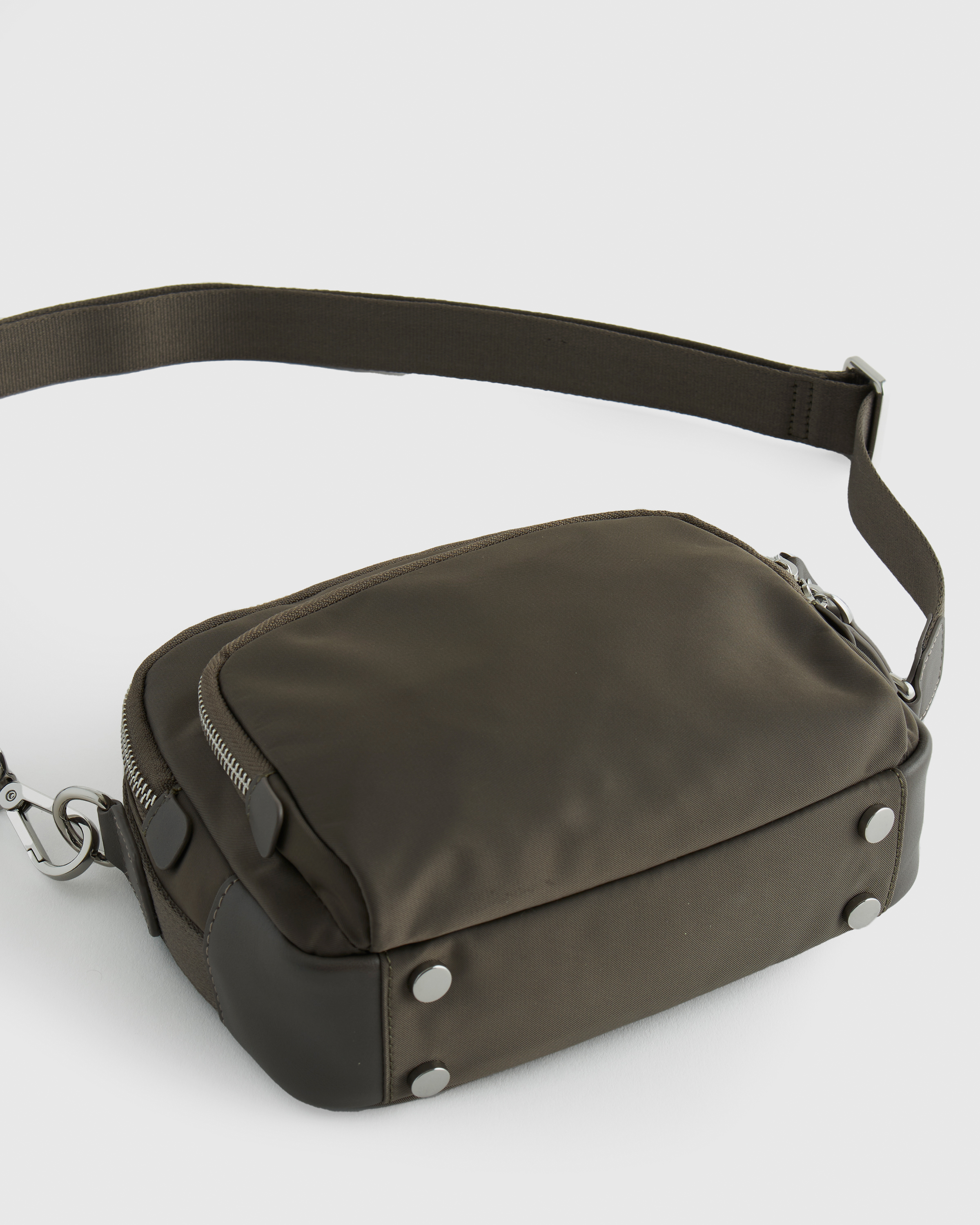 Quince Revive Camera Crossbody - Thumbnail 4