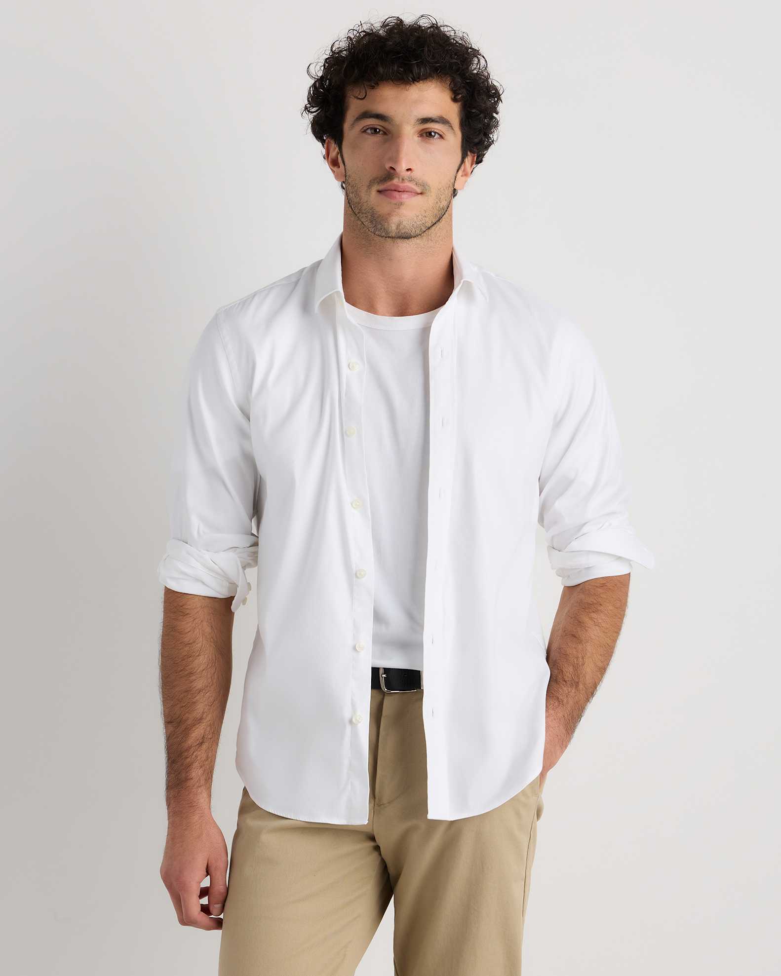 Men's Comfortflex Performance Dress Shirt - Classic Fit in White Men's Comfortflex Performance Dress Shirt - Classic Fit in White