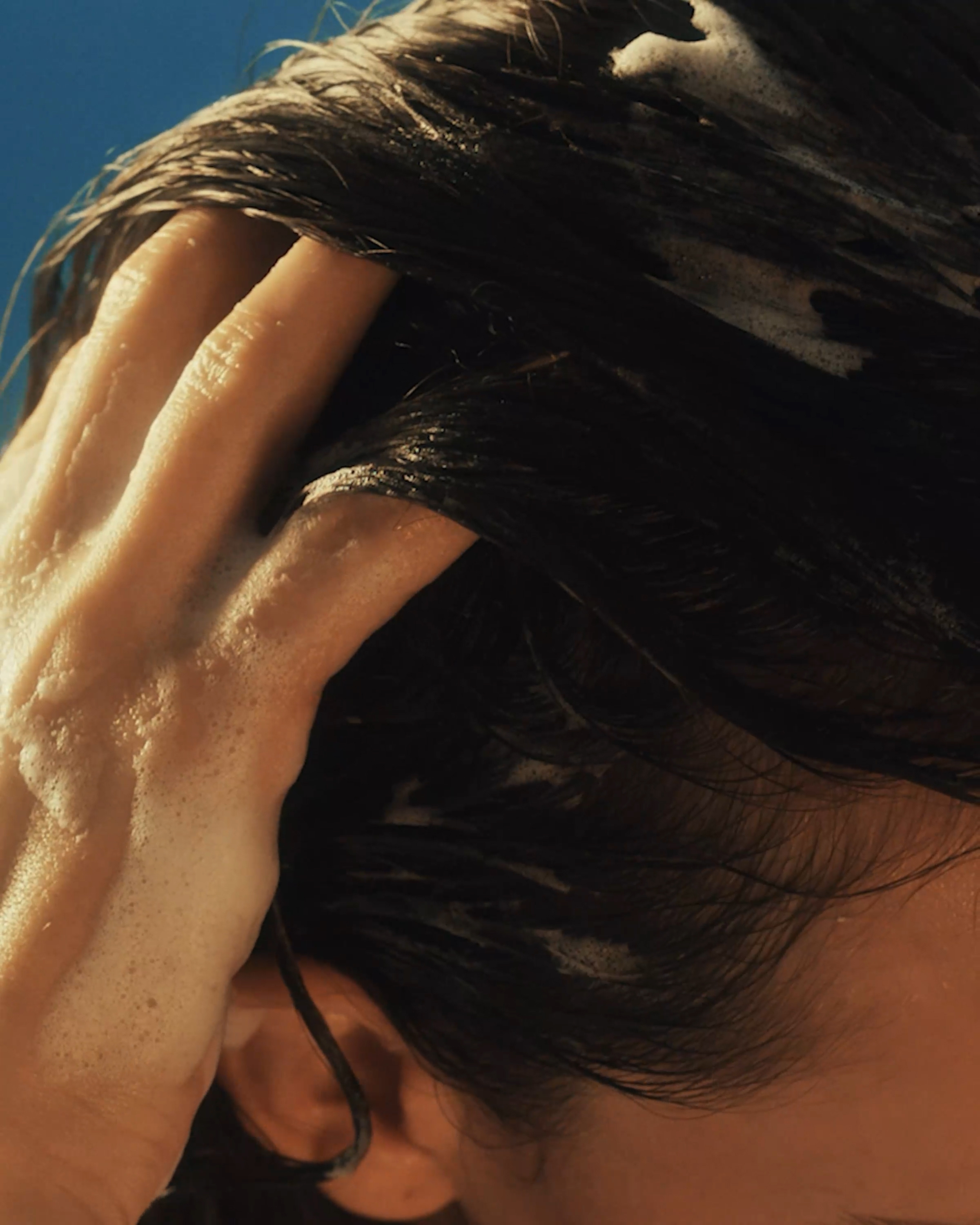 The-Rich-Shampoo In-house 4x5 Thumbnail (1)