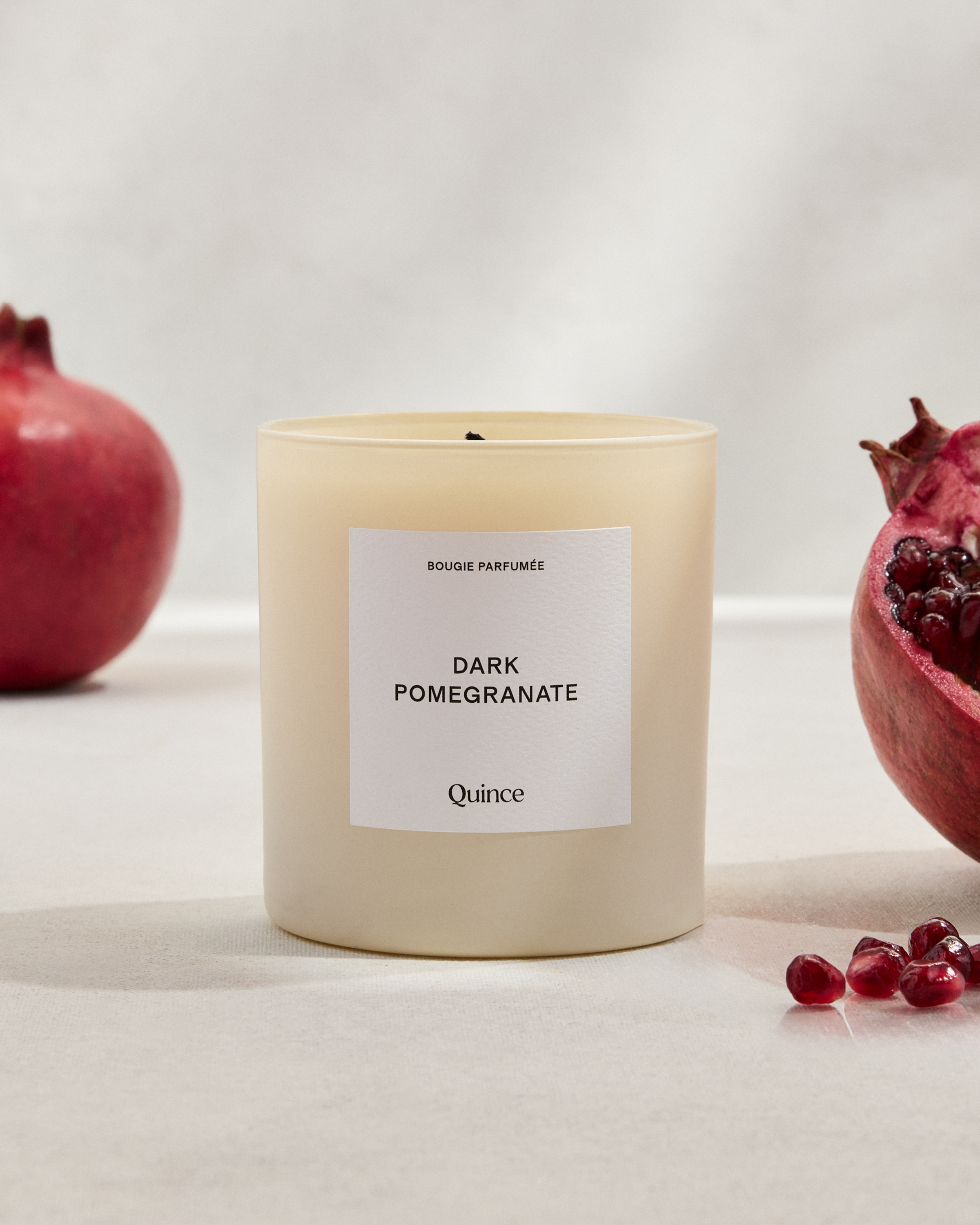 No Color Dark Pomegranate Candle