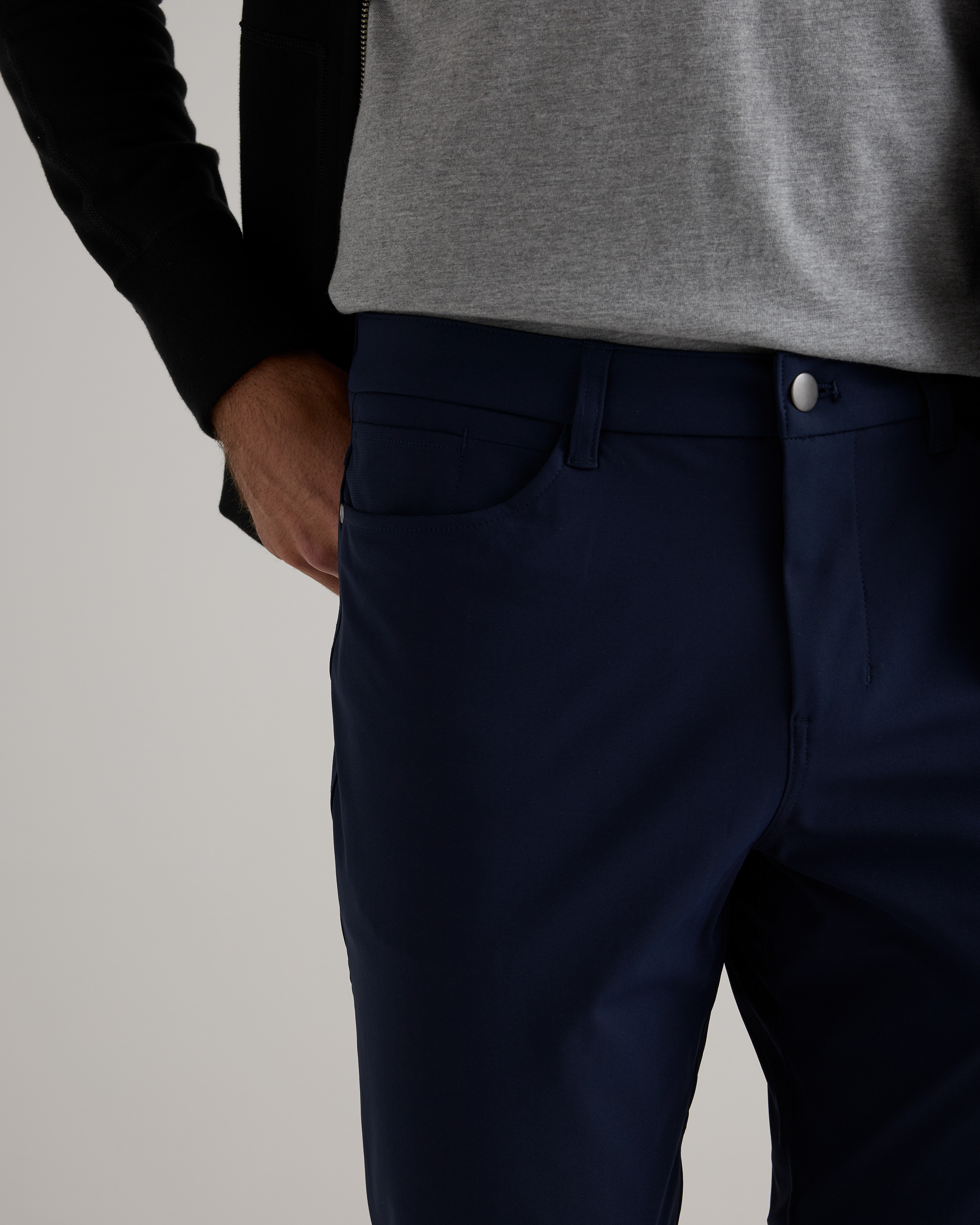 Everyday 5-Pocket Tech Pant in Deep Navy