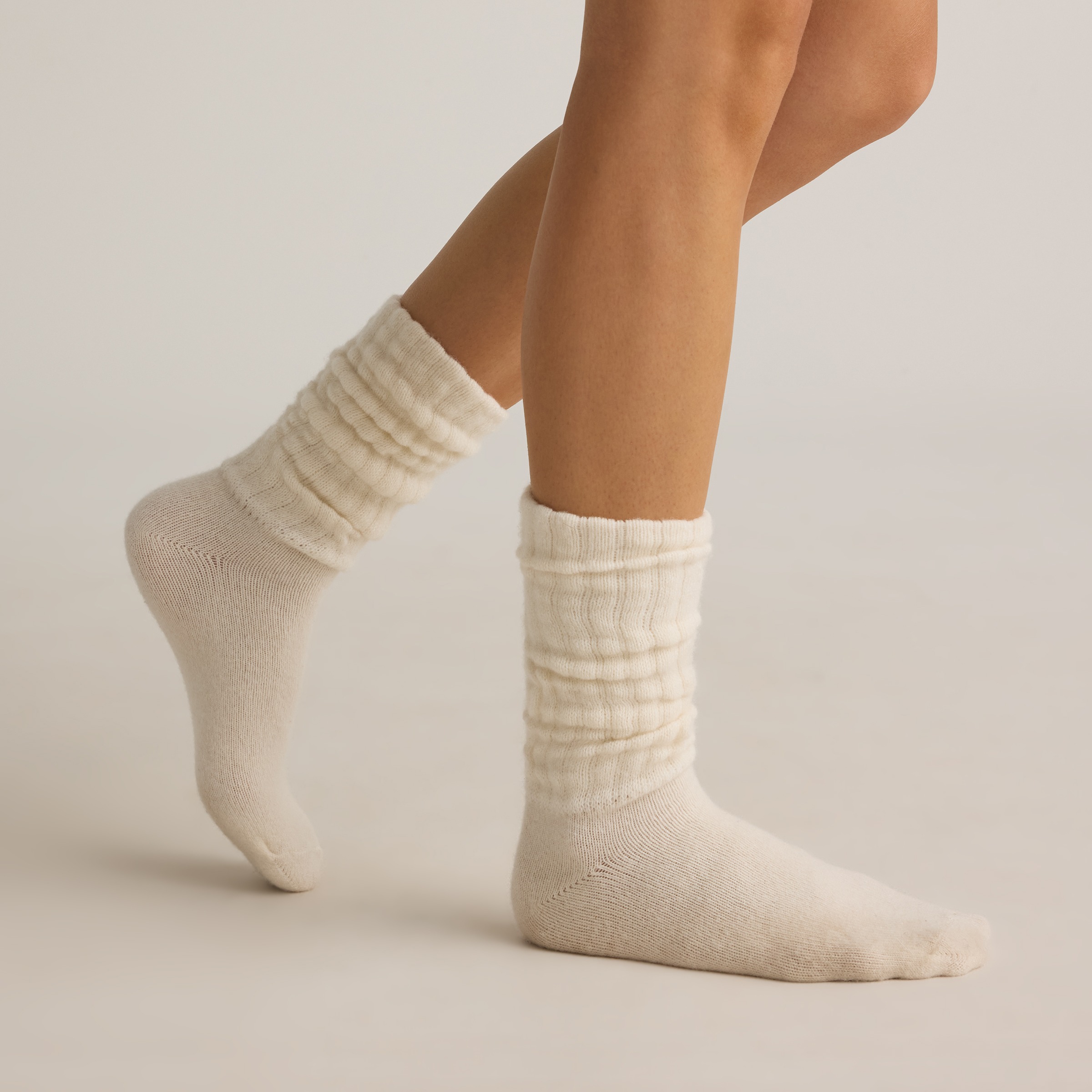 womens cashmere accessories subcollection tile