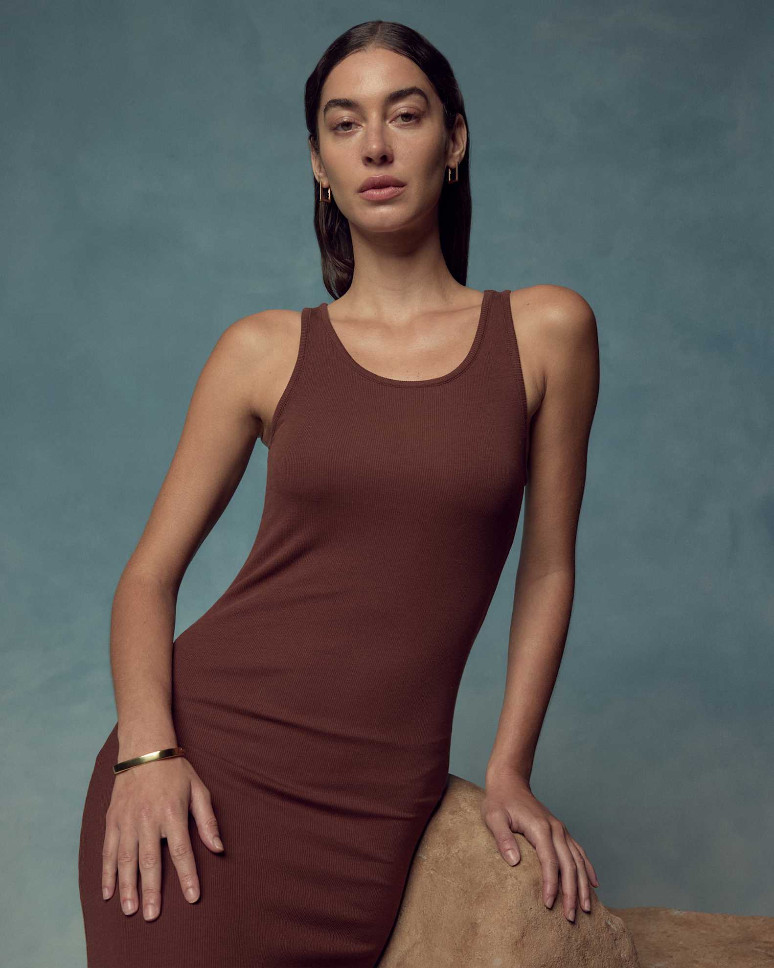Quince Women's Tencel Rib Knit Sleeveless Midi Dress, Brown, Size Large - Soft, Breathable, Slimming & Pill-Resistant Quince Women's Tencel Rib Knit Sleeveless Midi Dress, Brown, Size Large - Soft, Breathable, Slimming & Pill-Resistant