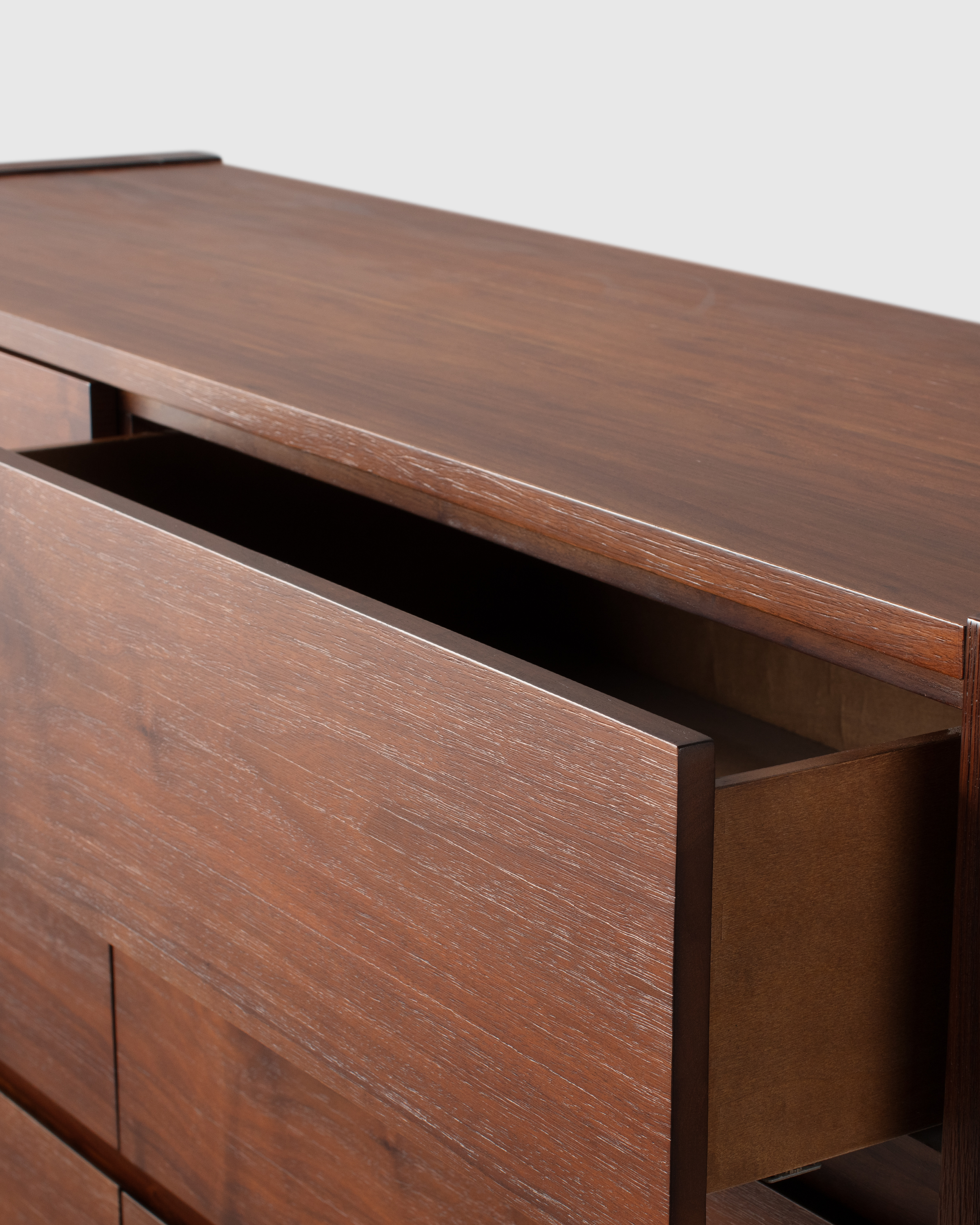 Solid Wood Frame 6-Drawer Dresser - thumbnail 5