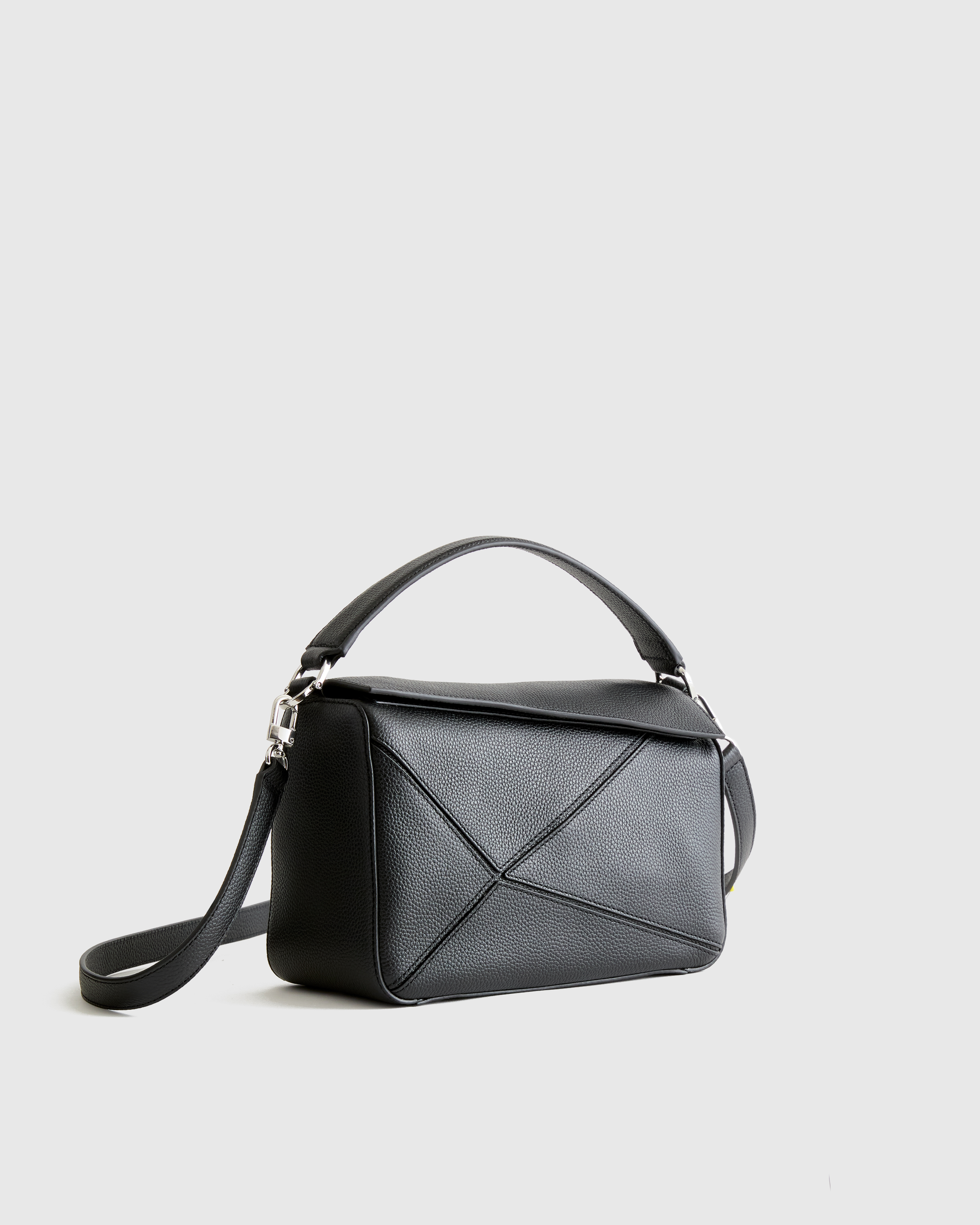 SAC À BANDOULIÈRE AVEC EMPIÈCEMENT