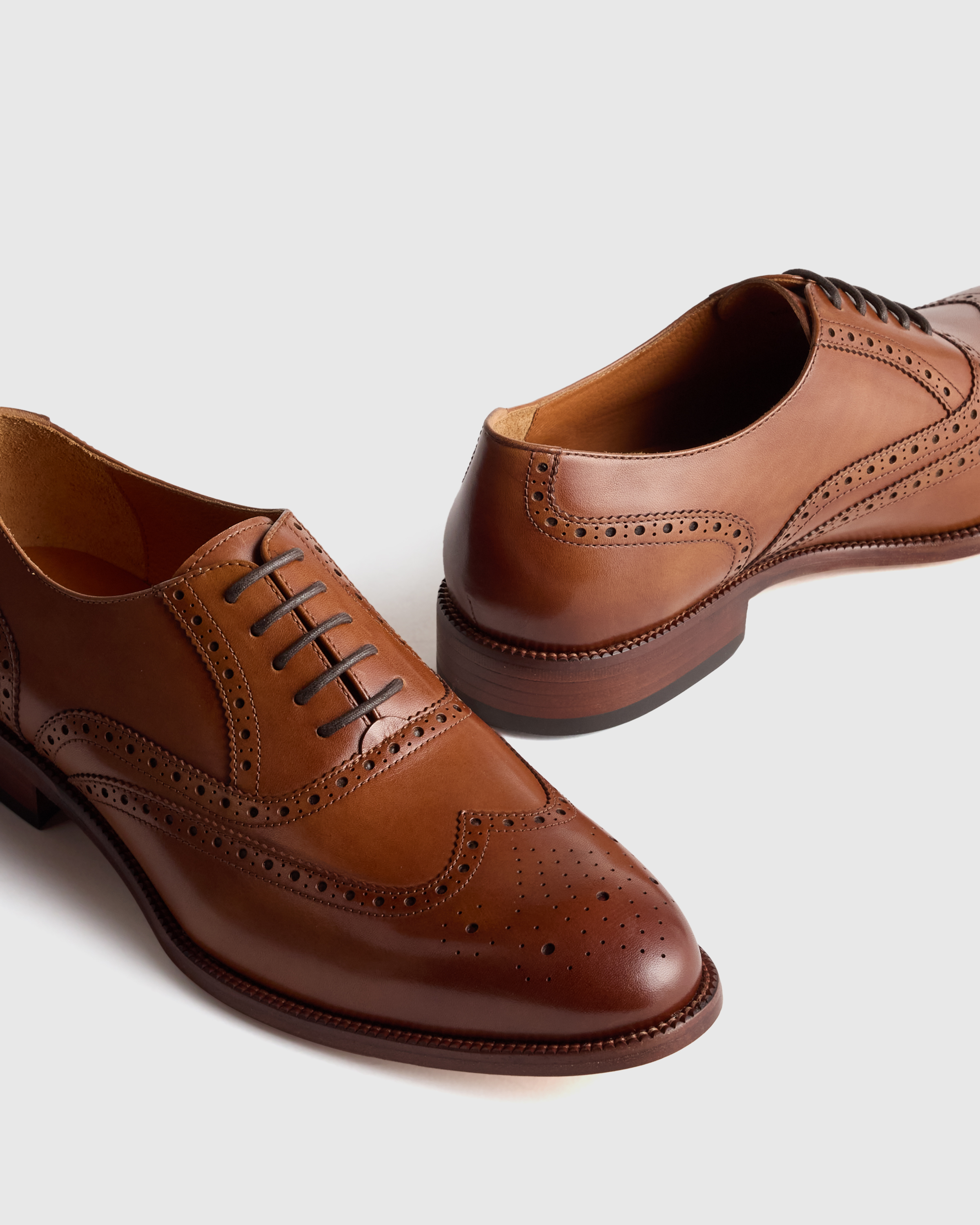 Italian Leather Wingtip Oxford in Tobacco