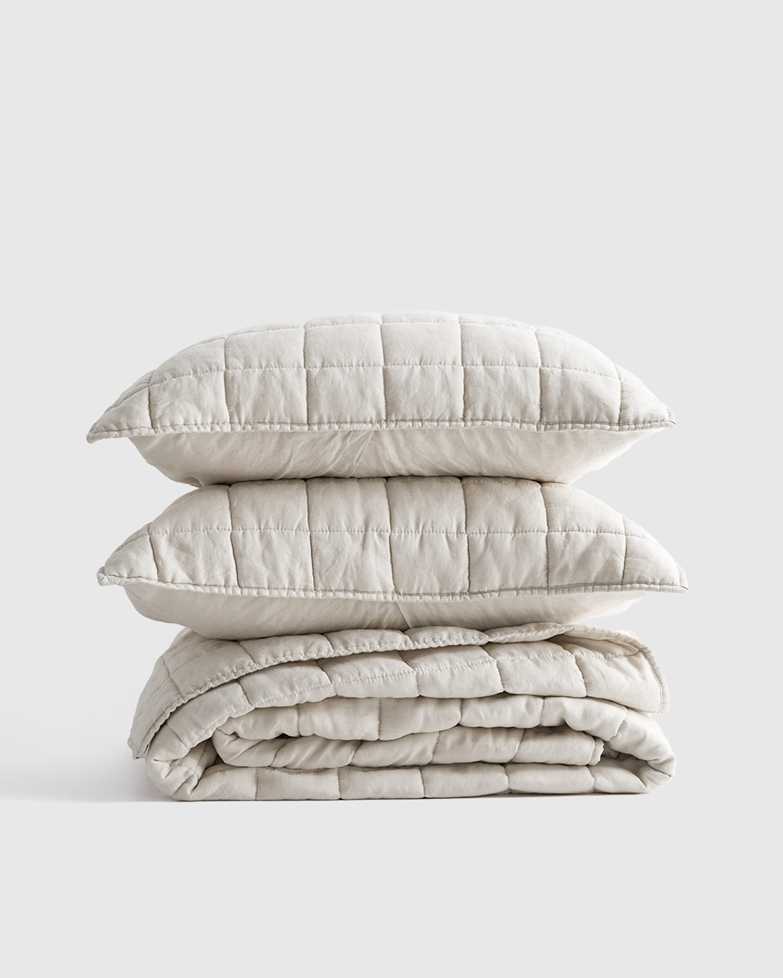 LinenQuiltCollectionSand2Shams 1784