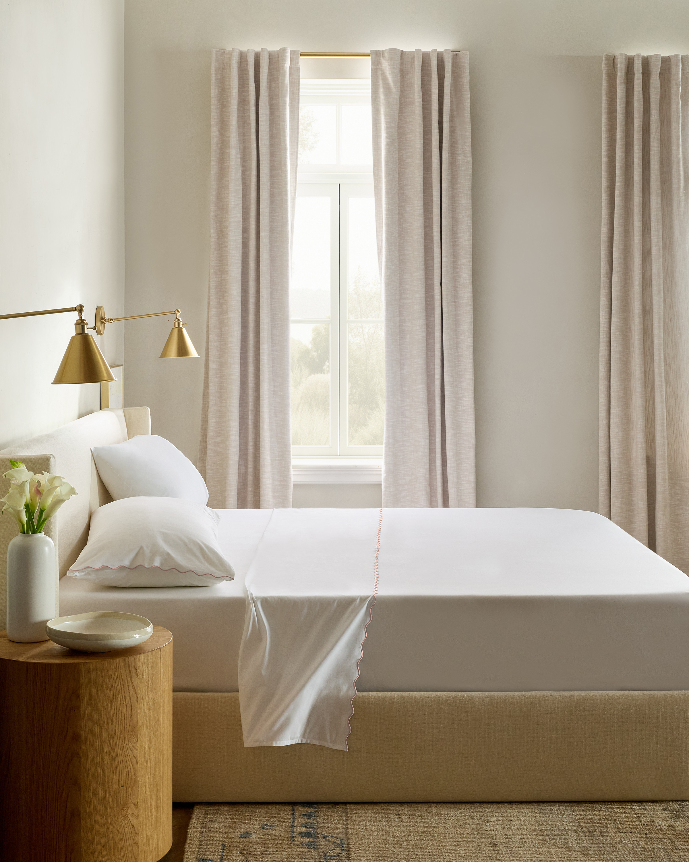 Quince Classic Organic Percale Pillowcase - Thumbnail 3