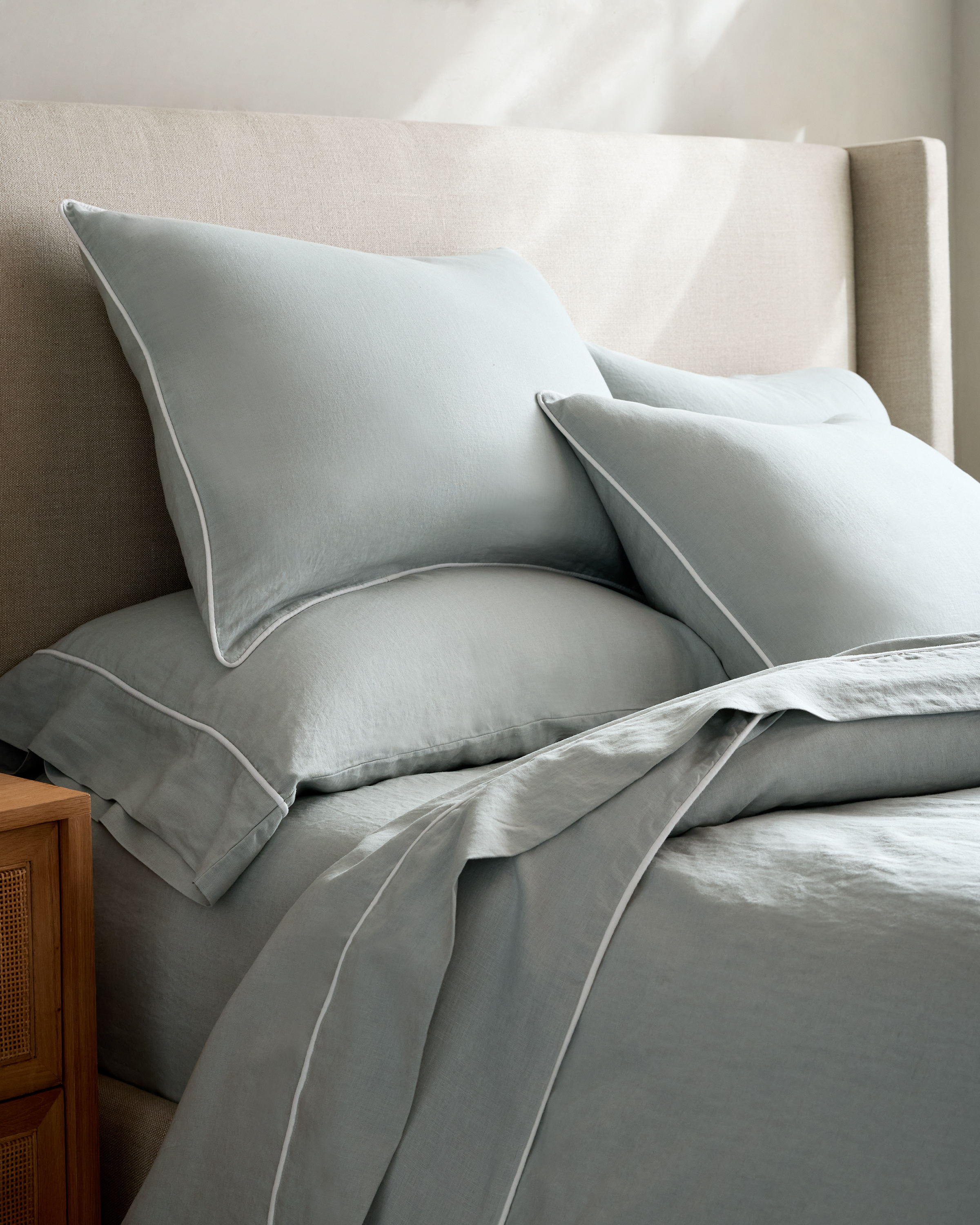 Mist/White European Linen Piped Sham Set