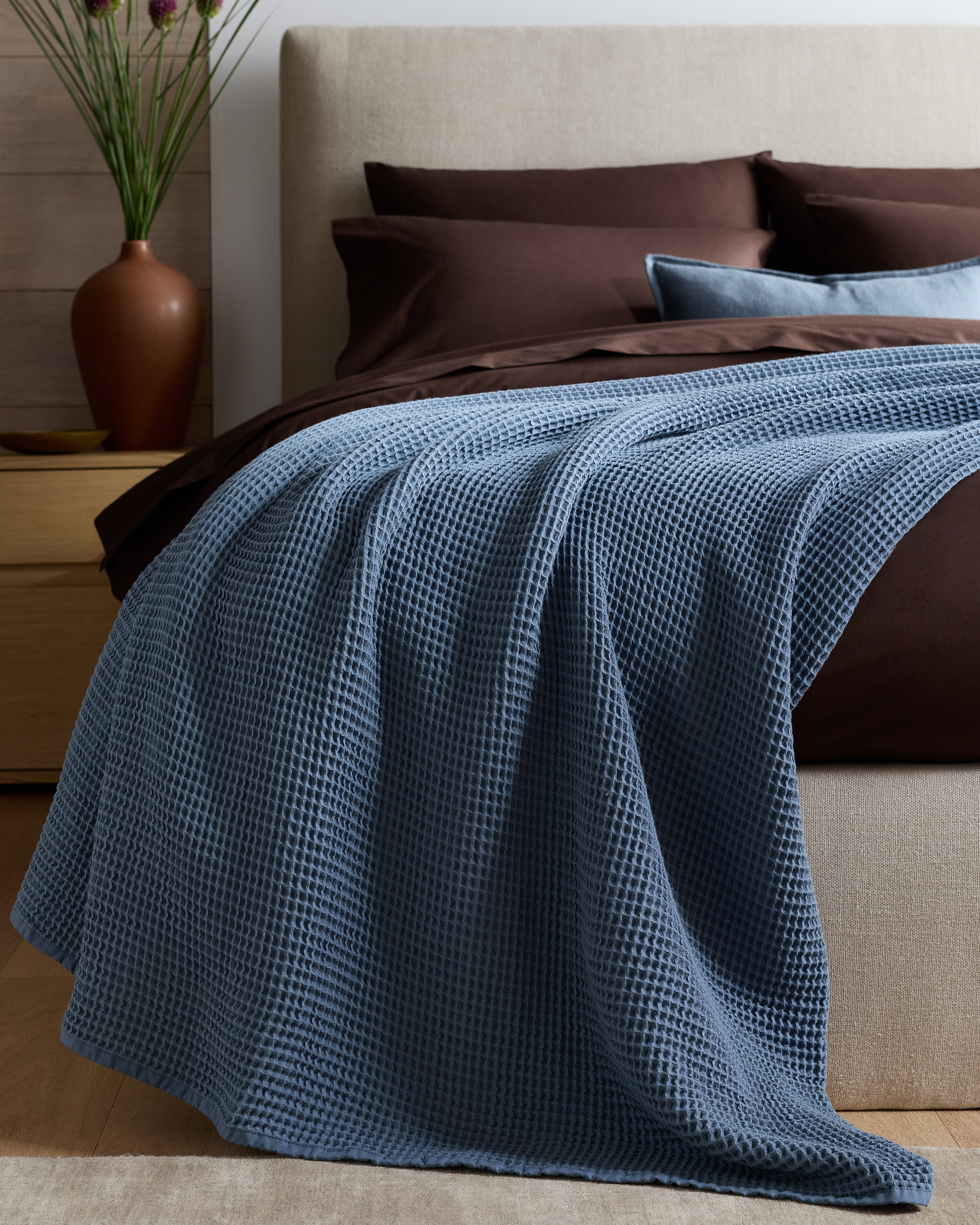 Mineral Organic Waffle Bed Blanket