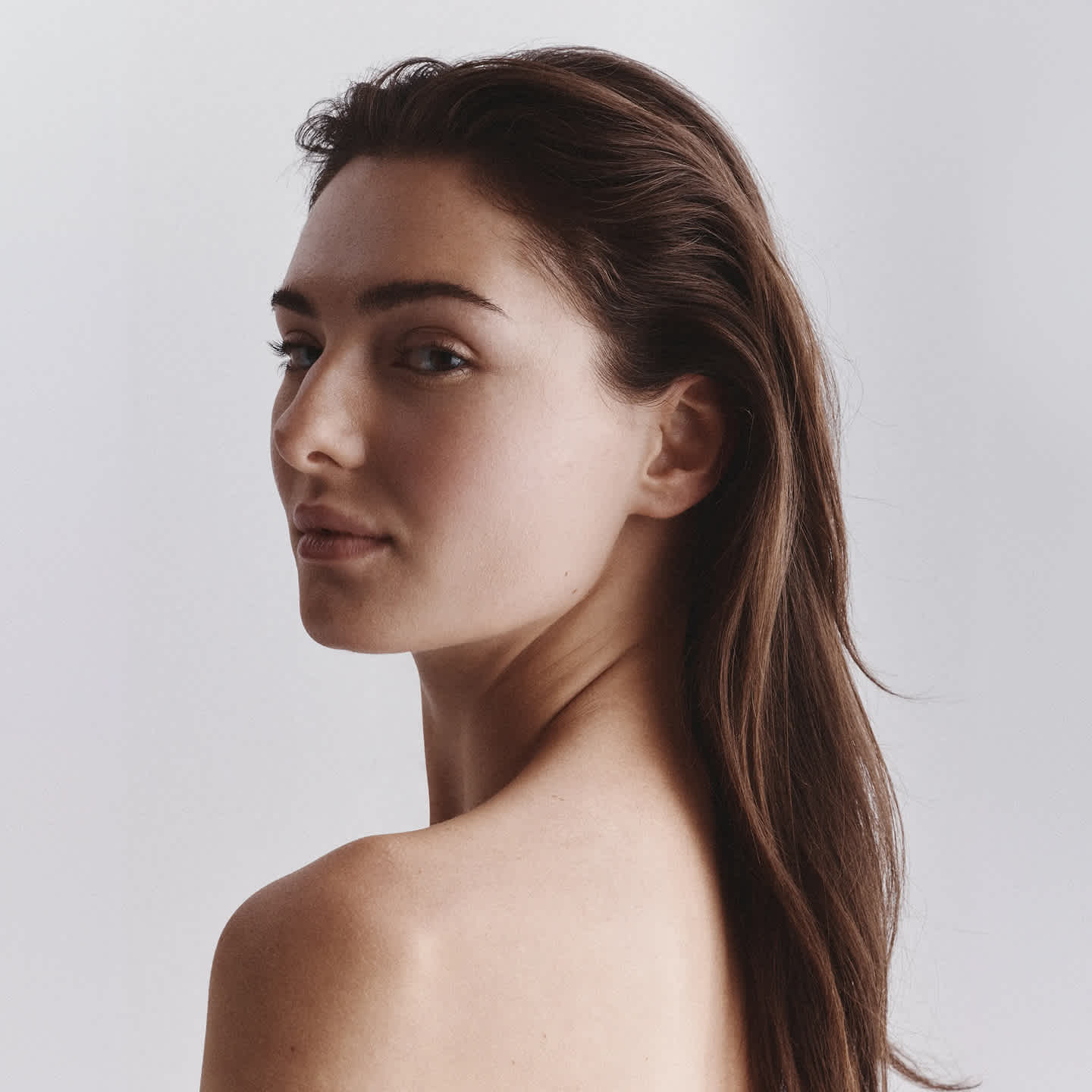 Leonor Greyl Longform - Desktop 2