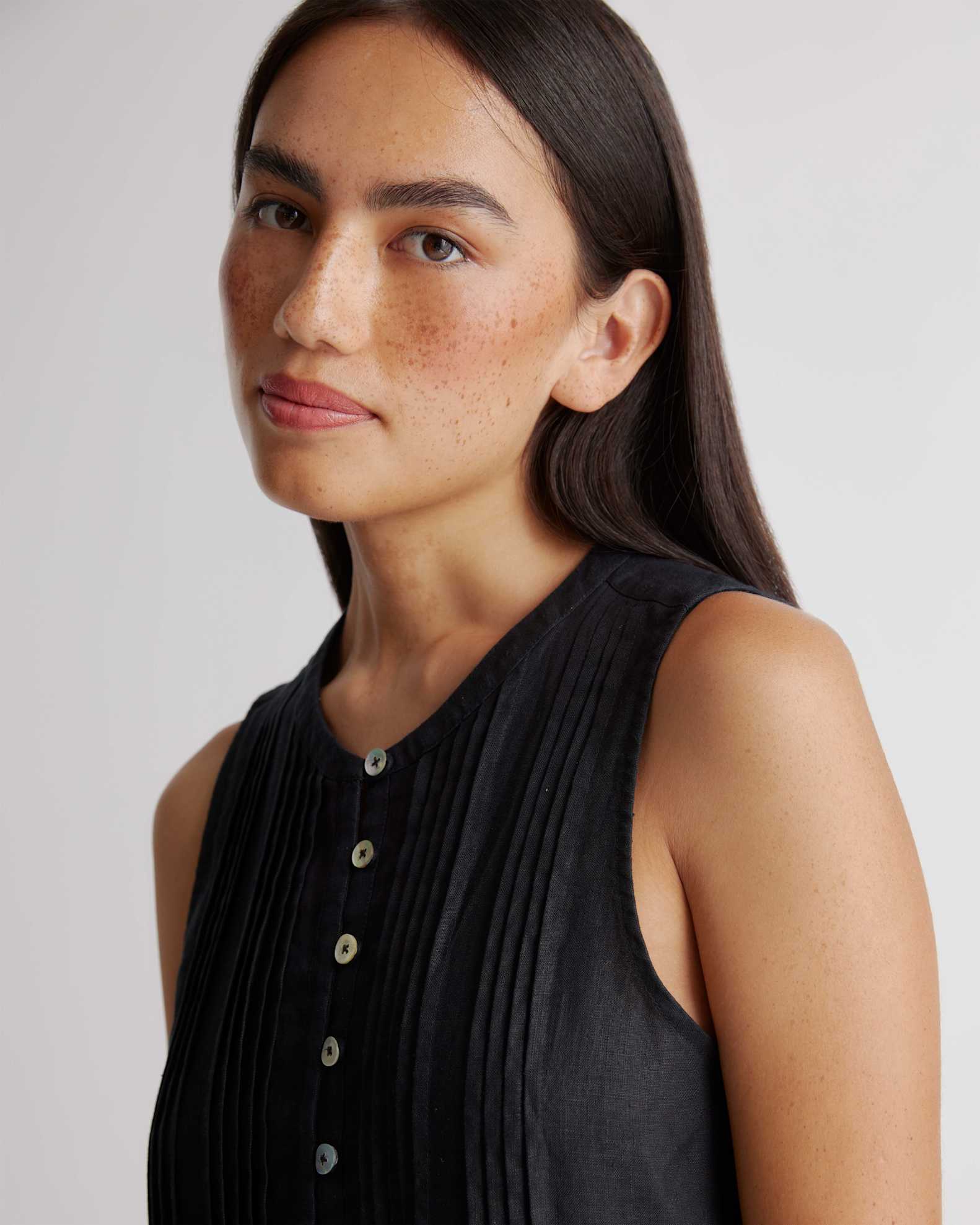 Quince Women's Sleeveless Swing Dress in Black, Size XL - 100% European Linen, Eco-Friendly, Pleat Detailing Quince Women's Sleeveless Swing Dress in Black, Size XL - 100% European Linen, Eco-Friendly, Pleat Detailing
