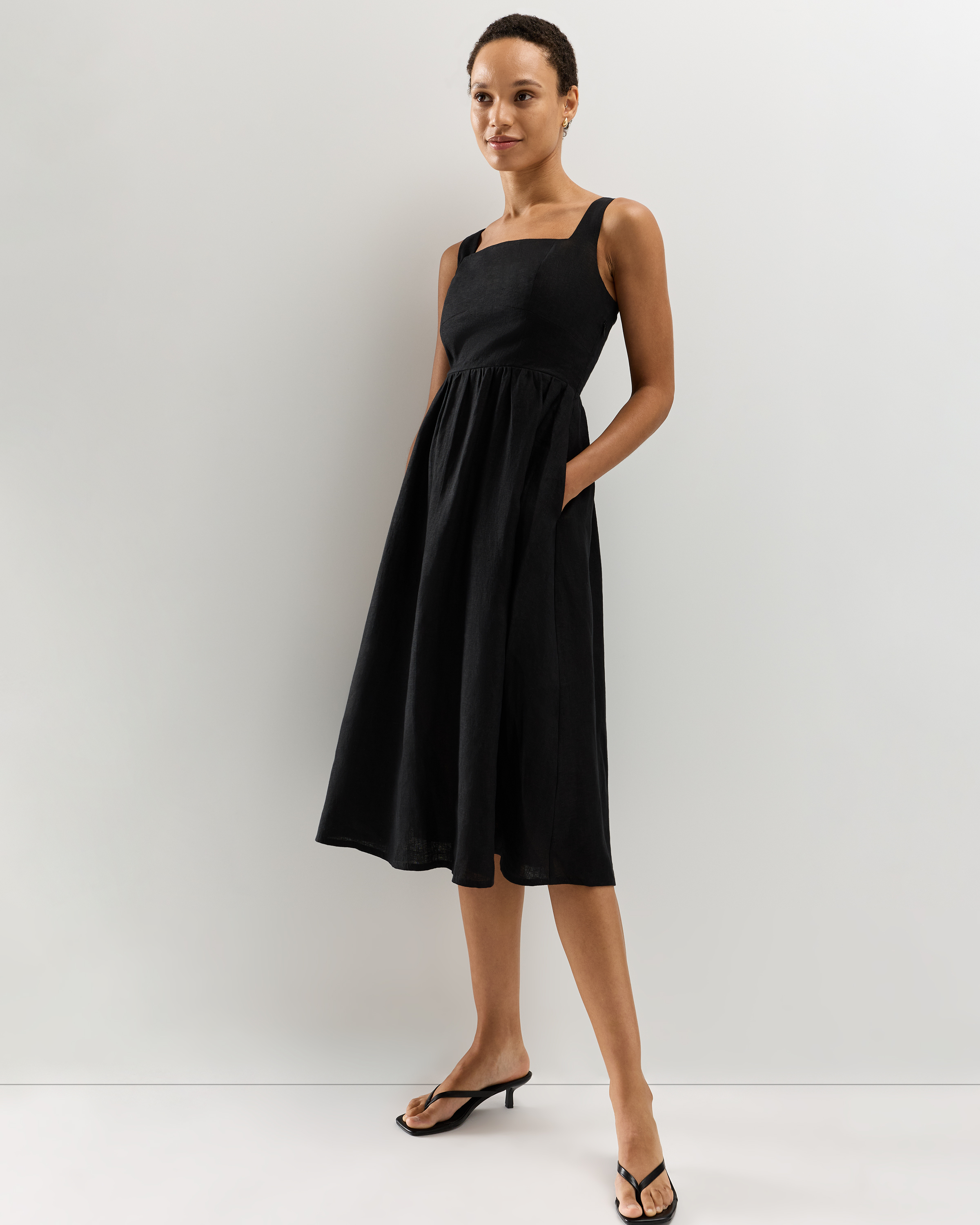 Women's 100% European Linen Fit & Flare Midi Dress in Black, Size XL by Quince