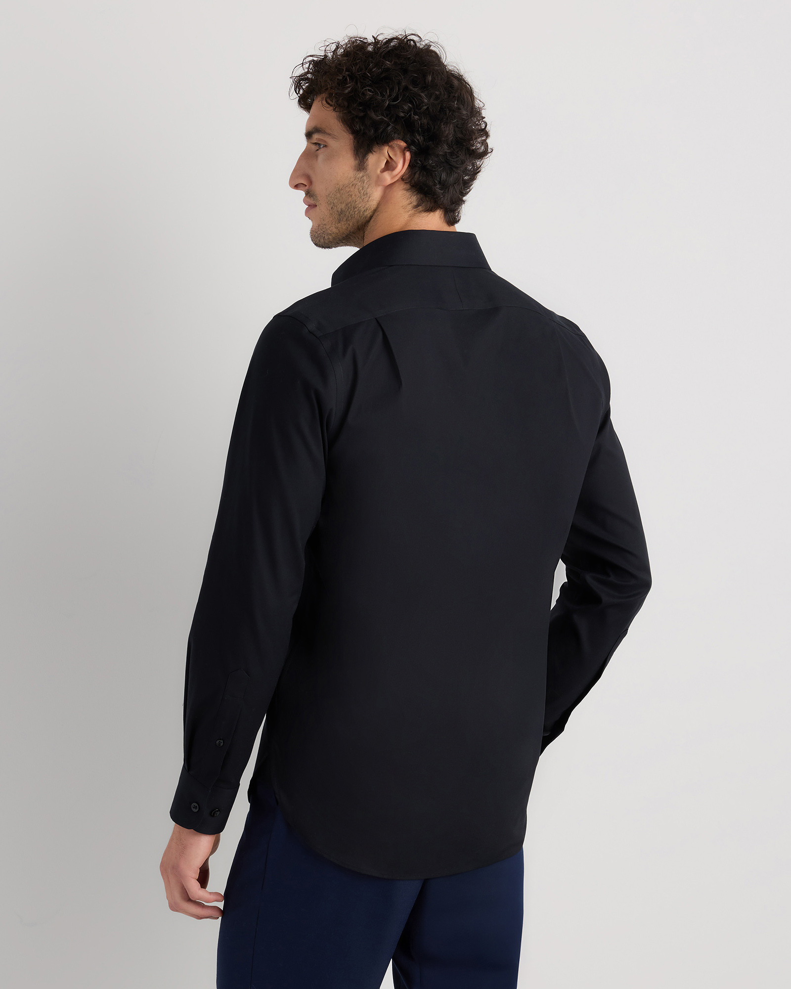 Men's Oxford Non-Iron Dress Shirt in Bold Black, Size Small, Organic Cotton by Quince