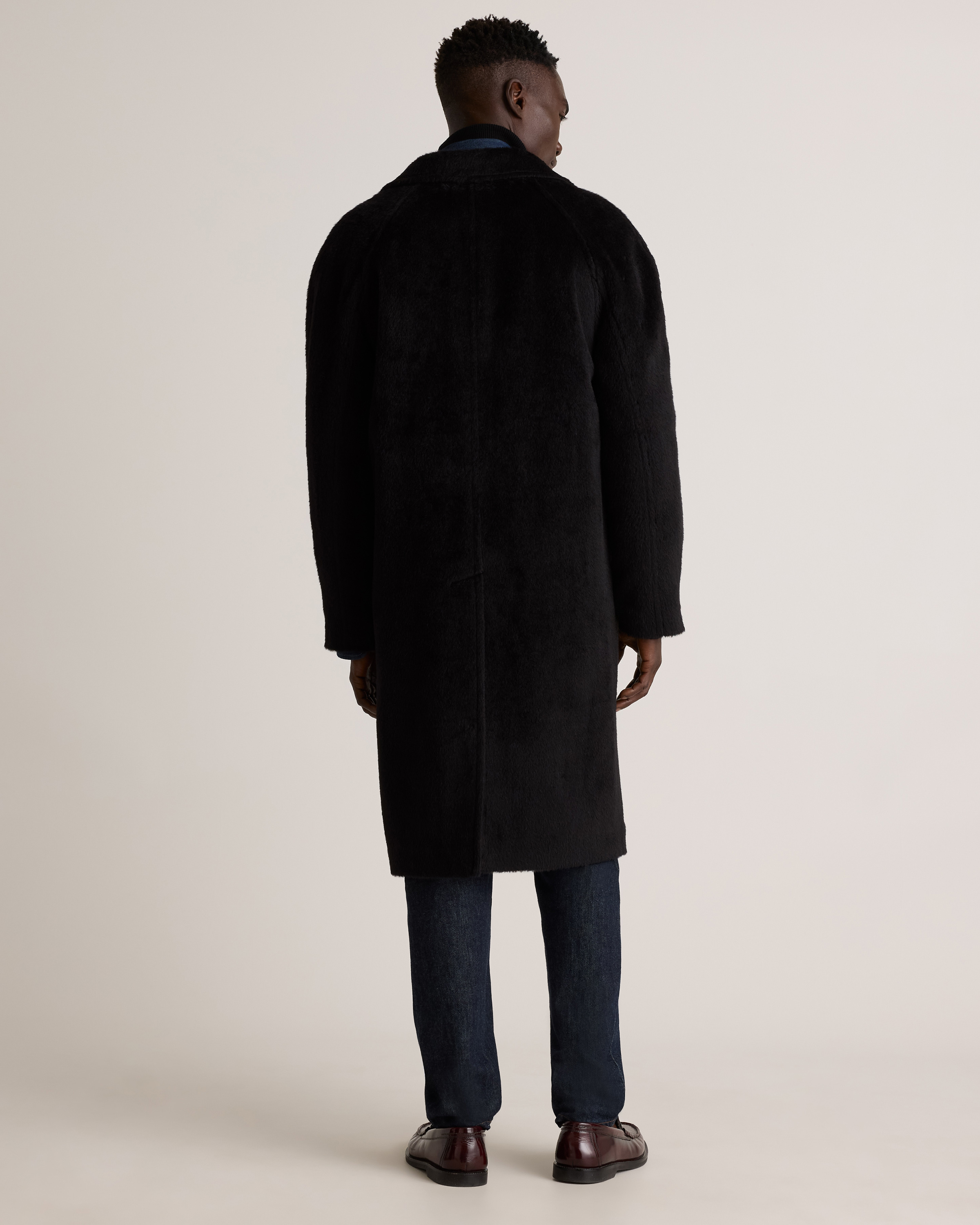 Alpaca-Wool Overcoat in Black