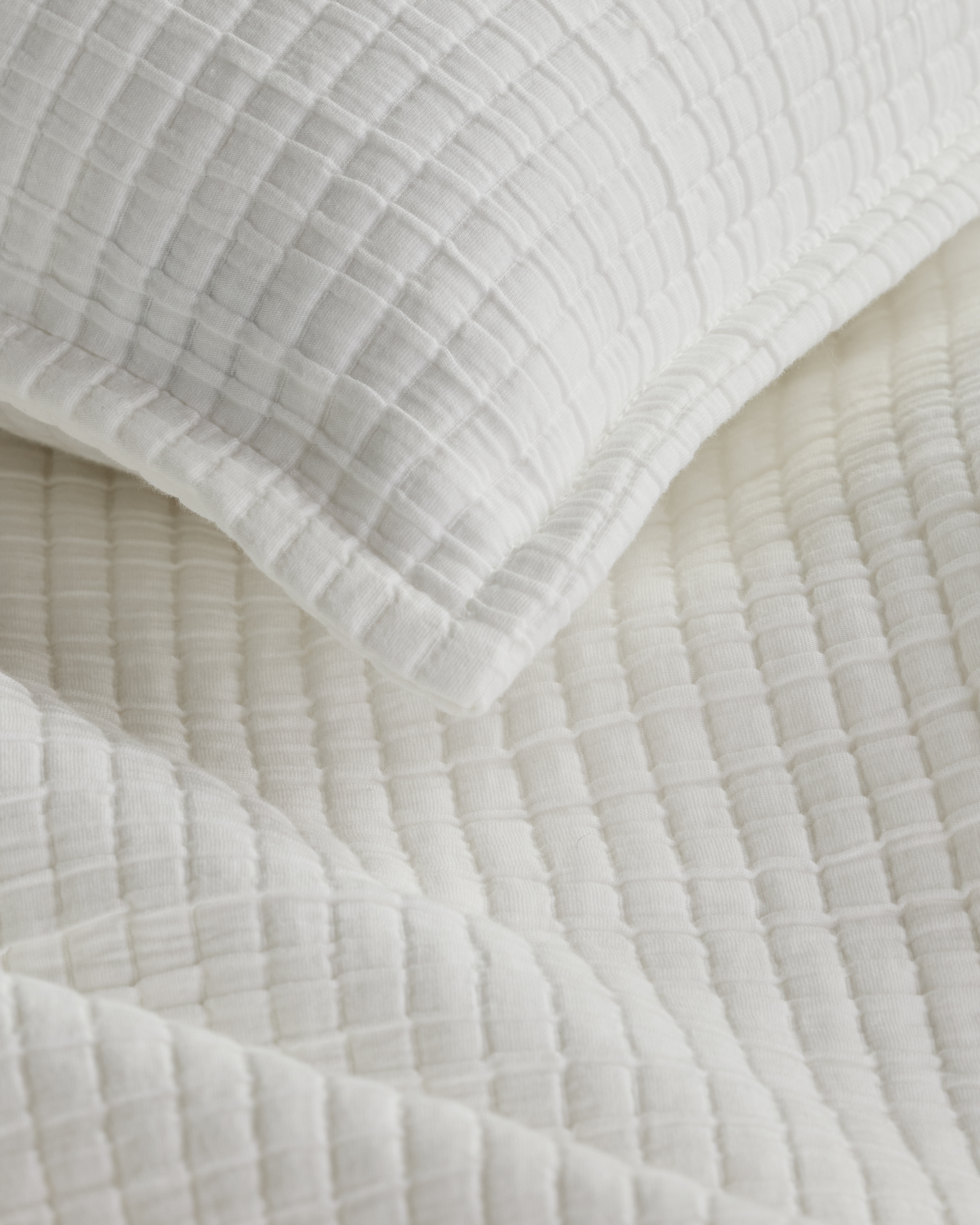 Organic Ribbed Cotton Coverlet Set - White, King/Cal King