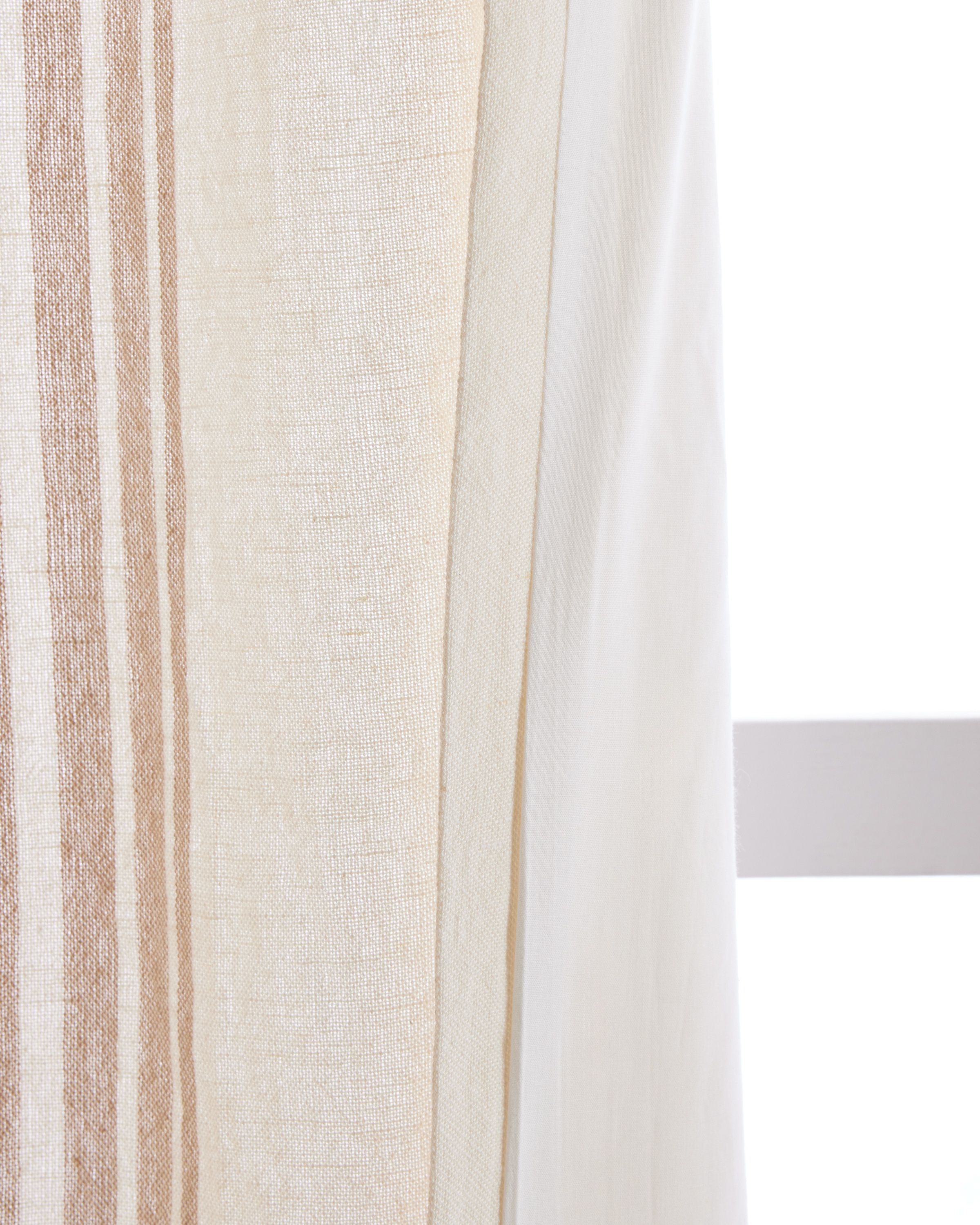 Quince Curtain - Thumbnail 4