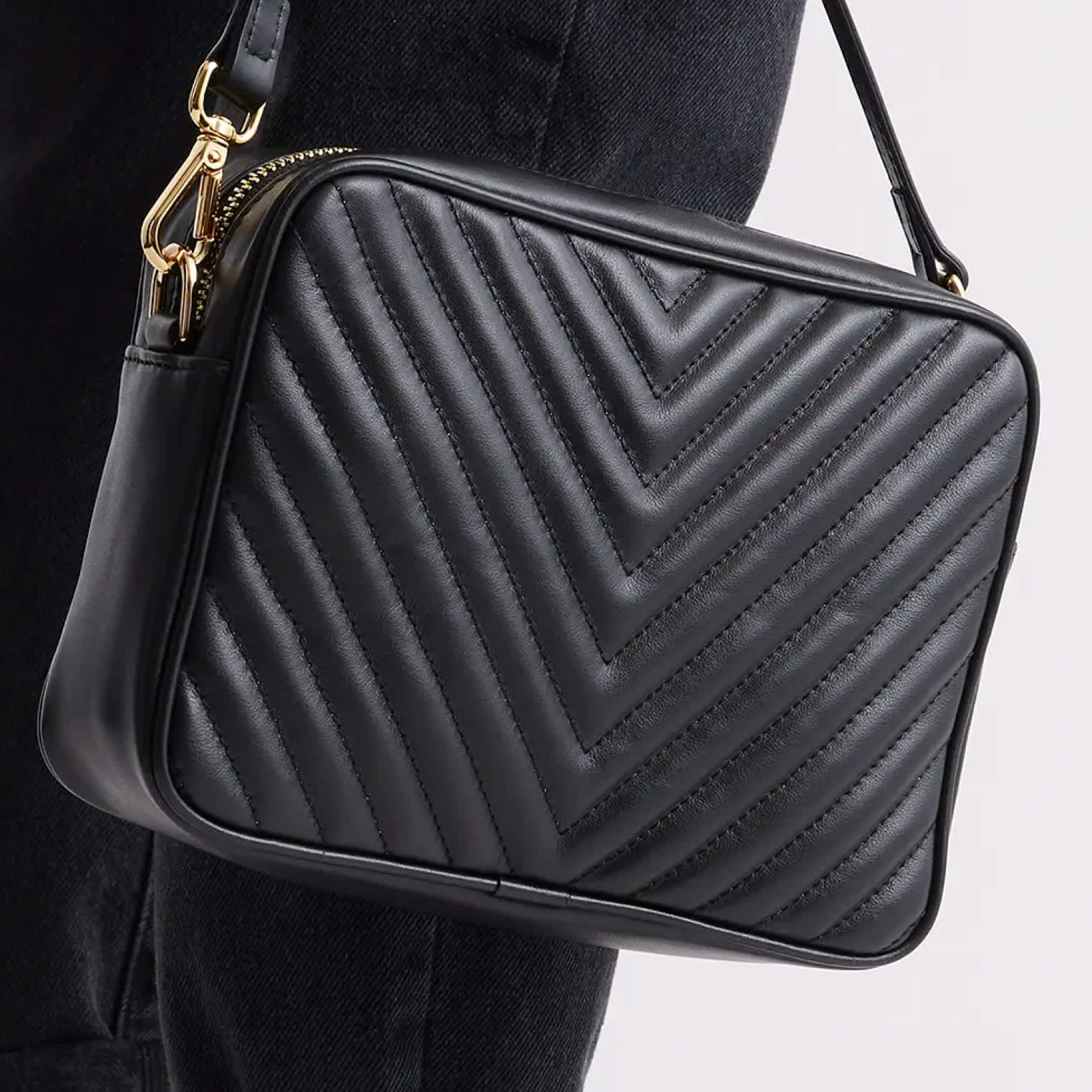 linen-crib-sheet terra detail 13419 10