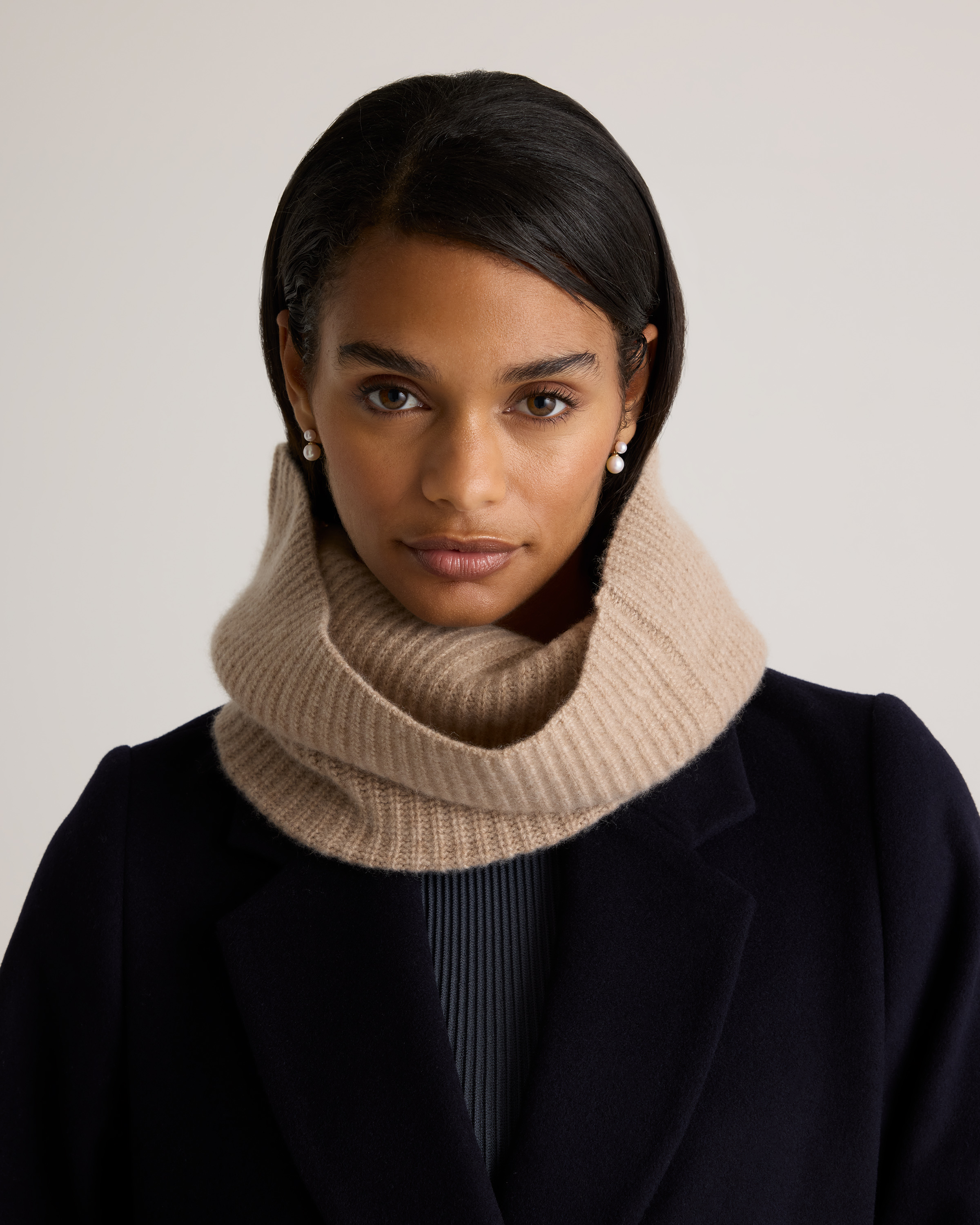 Mongolian Cashmere Snood in Oatmeal