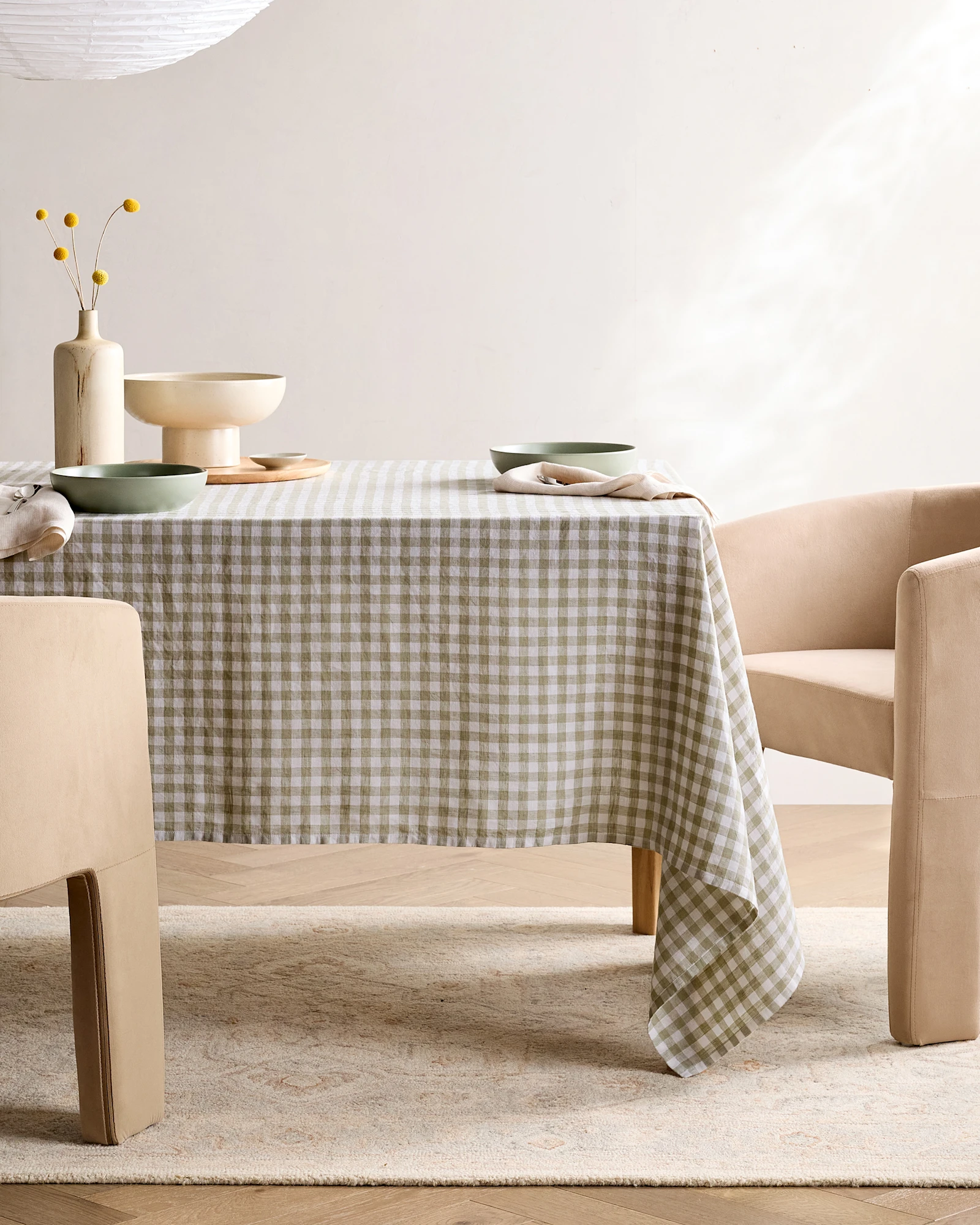 European Linen Tablecloth - 70" Round