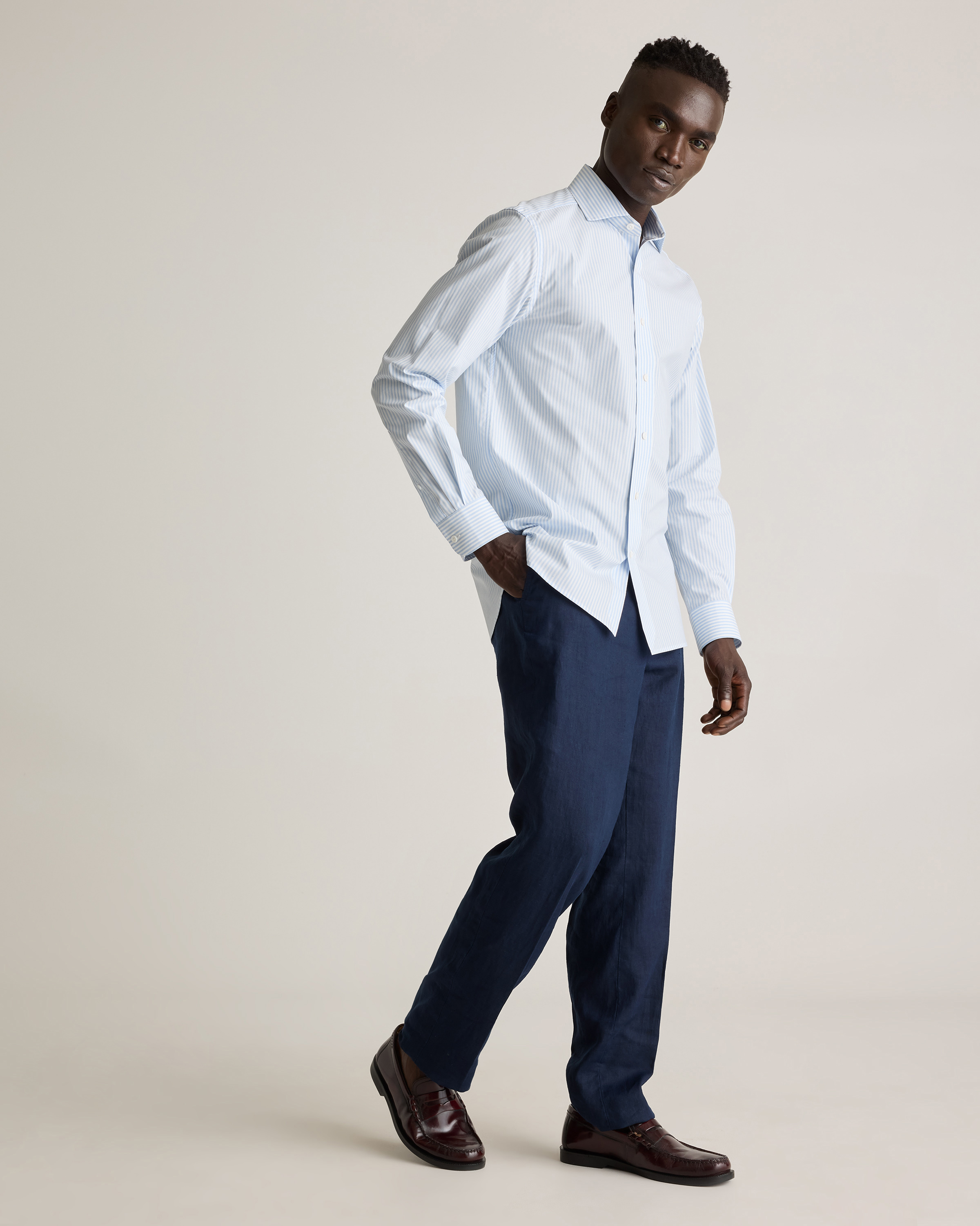 Organic Cotton Stretch Poplin Dress Shirt in Light Blue/White Stripe