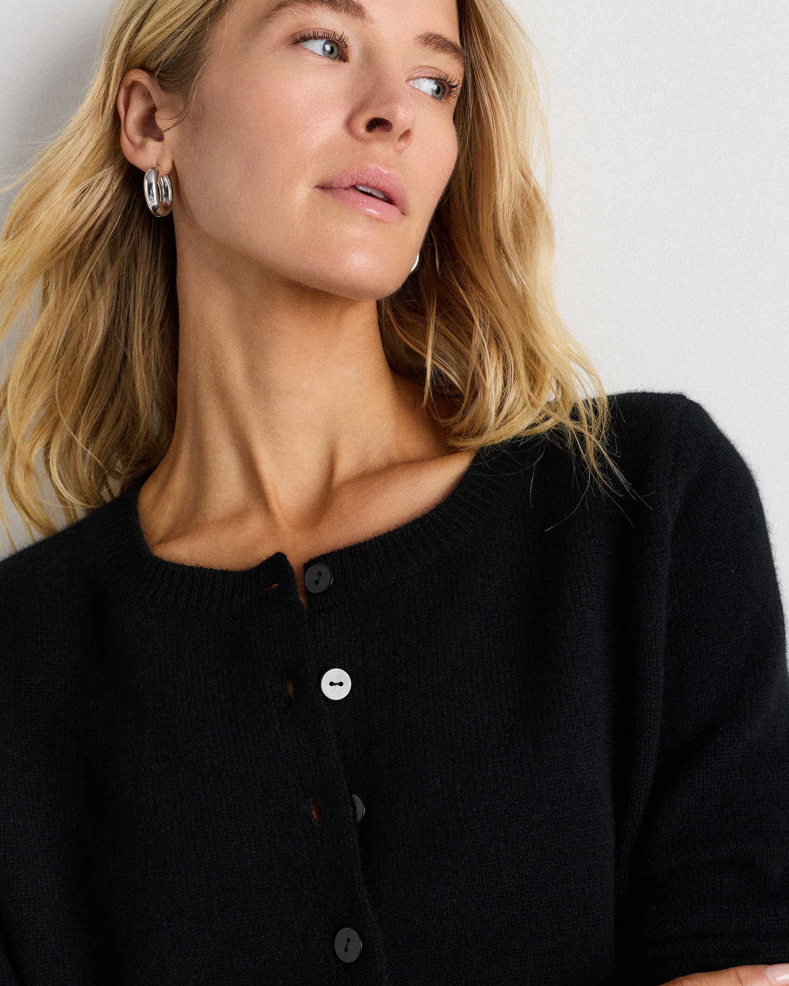 Mongolian Cashmere Cropped Crew Cardigan in Black display picture 1