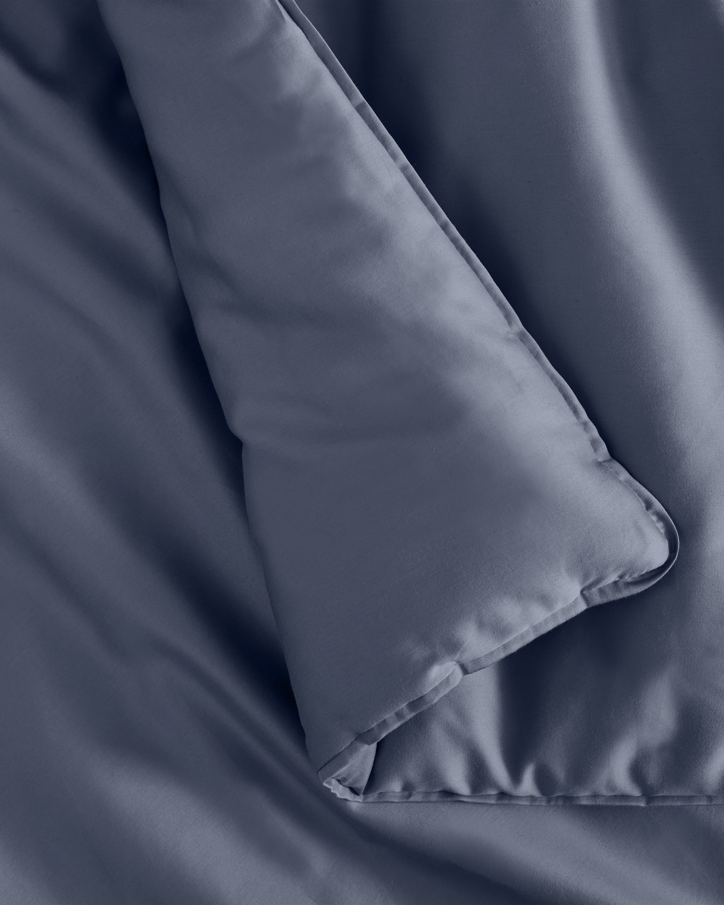 Quince Organic Cotton Sateen Comforter - Thumbnail 4