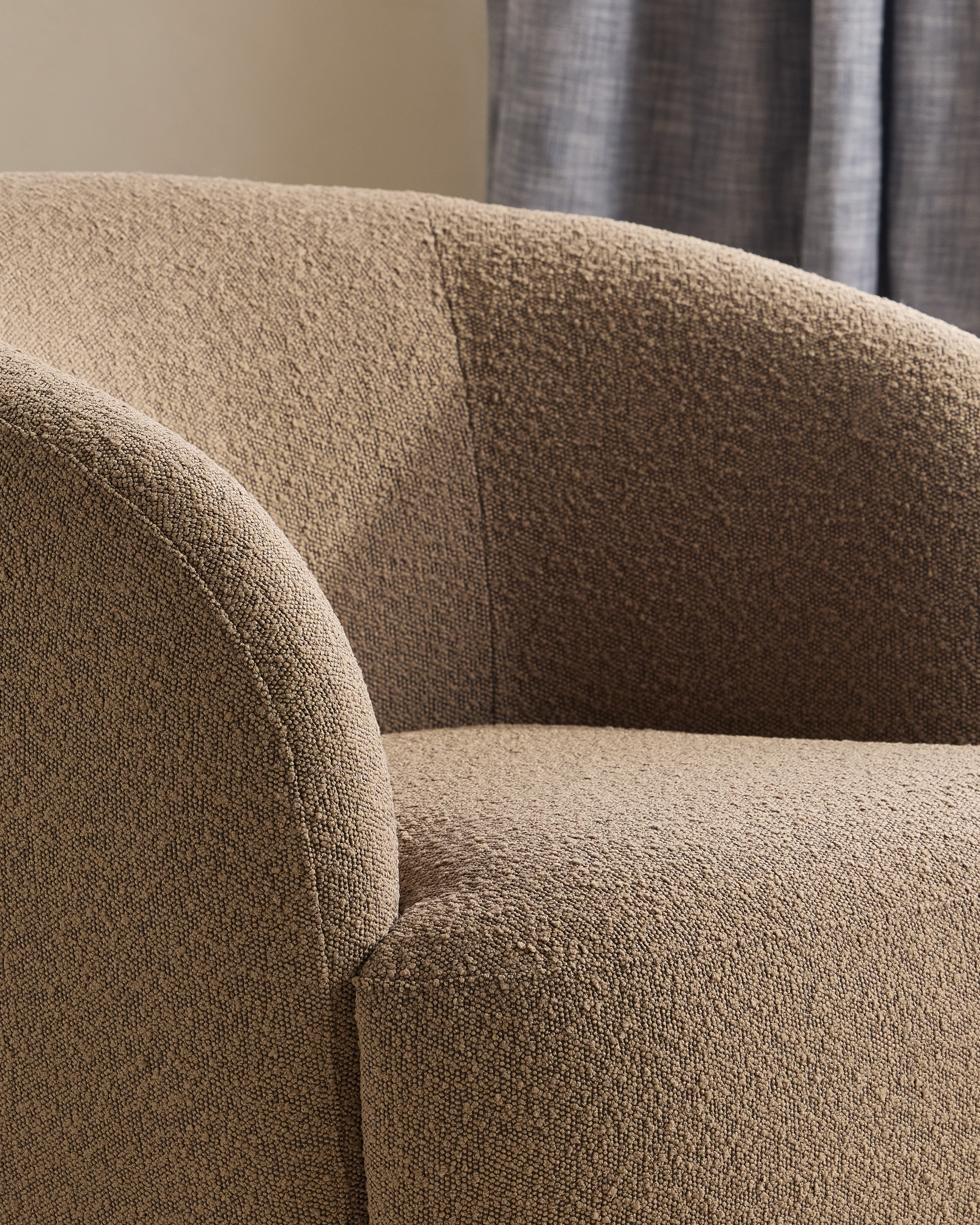 Boucle Swivel Chair - thumbnail 4