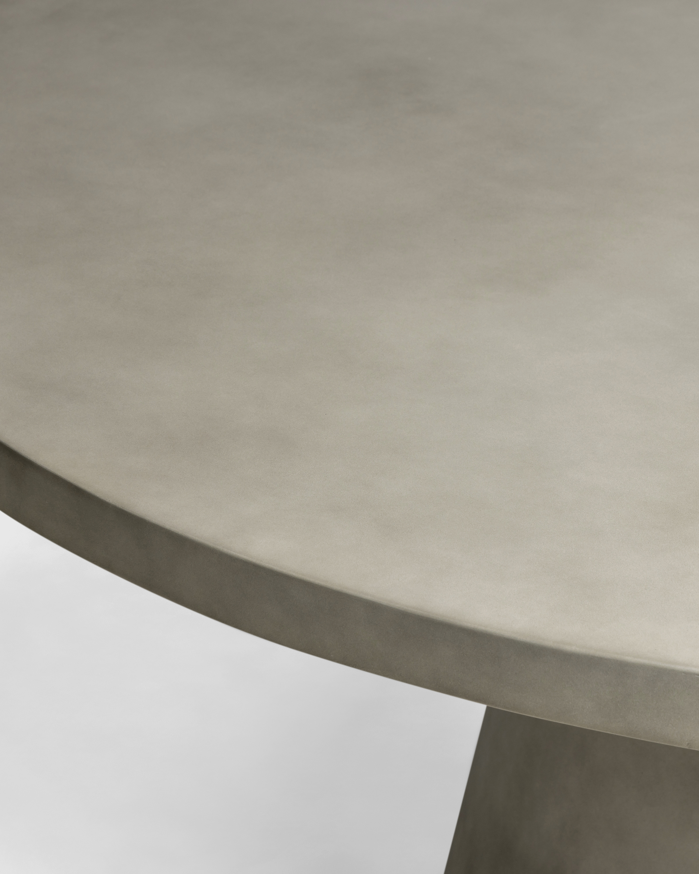 Concrete Pedestal Outdoor Dining Table - thumbnail 3