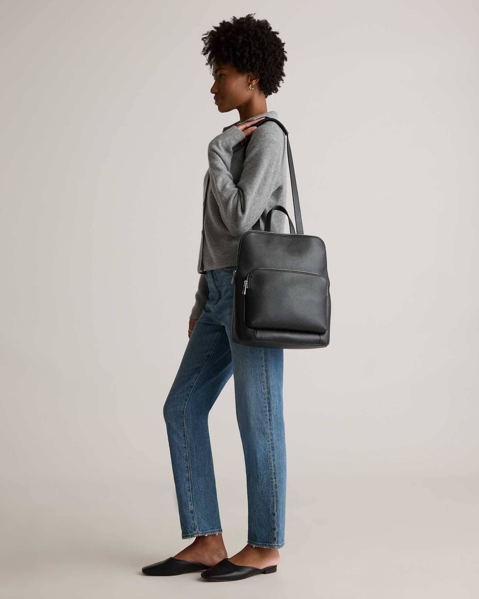 calabasas leather convertible backpack Lillia * Detachable top handle * Detachable key CONVERTIBLE BACKPACK TOTE - KHAKI