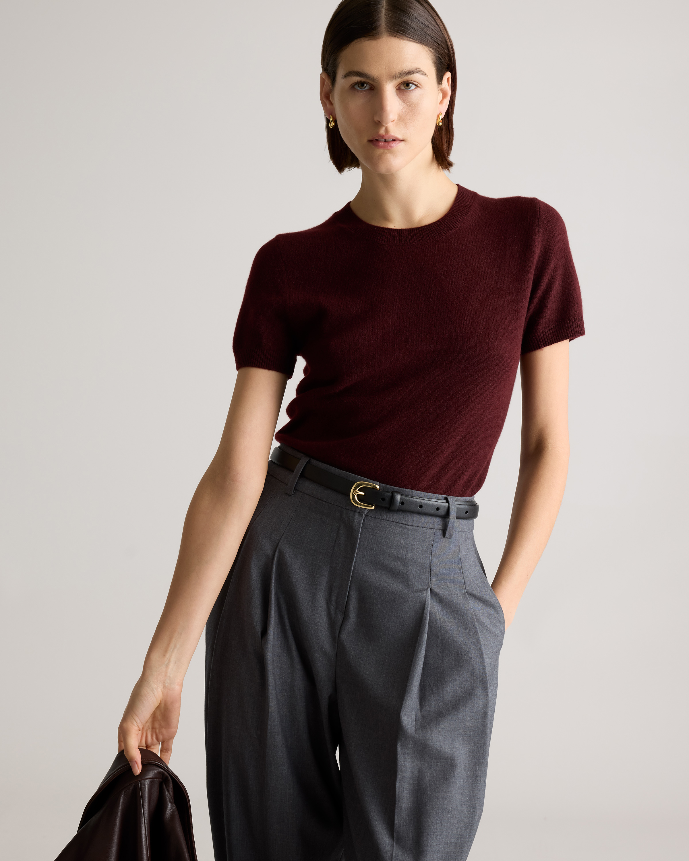 Lightweight Cotton Cashmere V-Neck Sweater in Mocha Heather