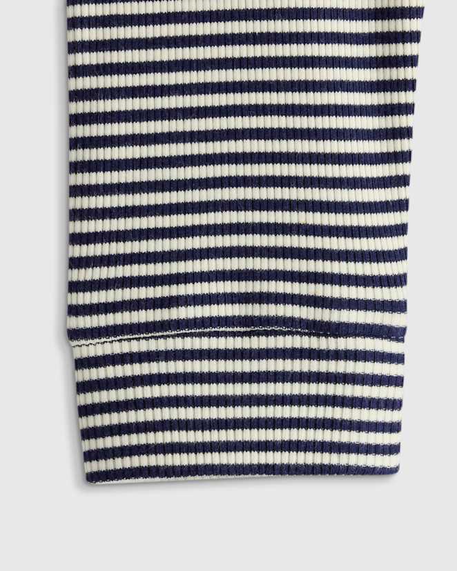U--974-NAVYSTRIPE-DETAIL-168 EDITED