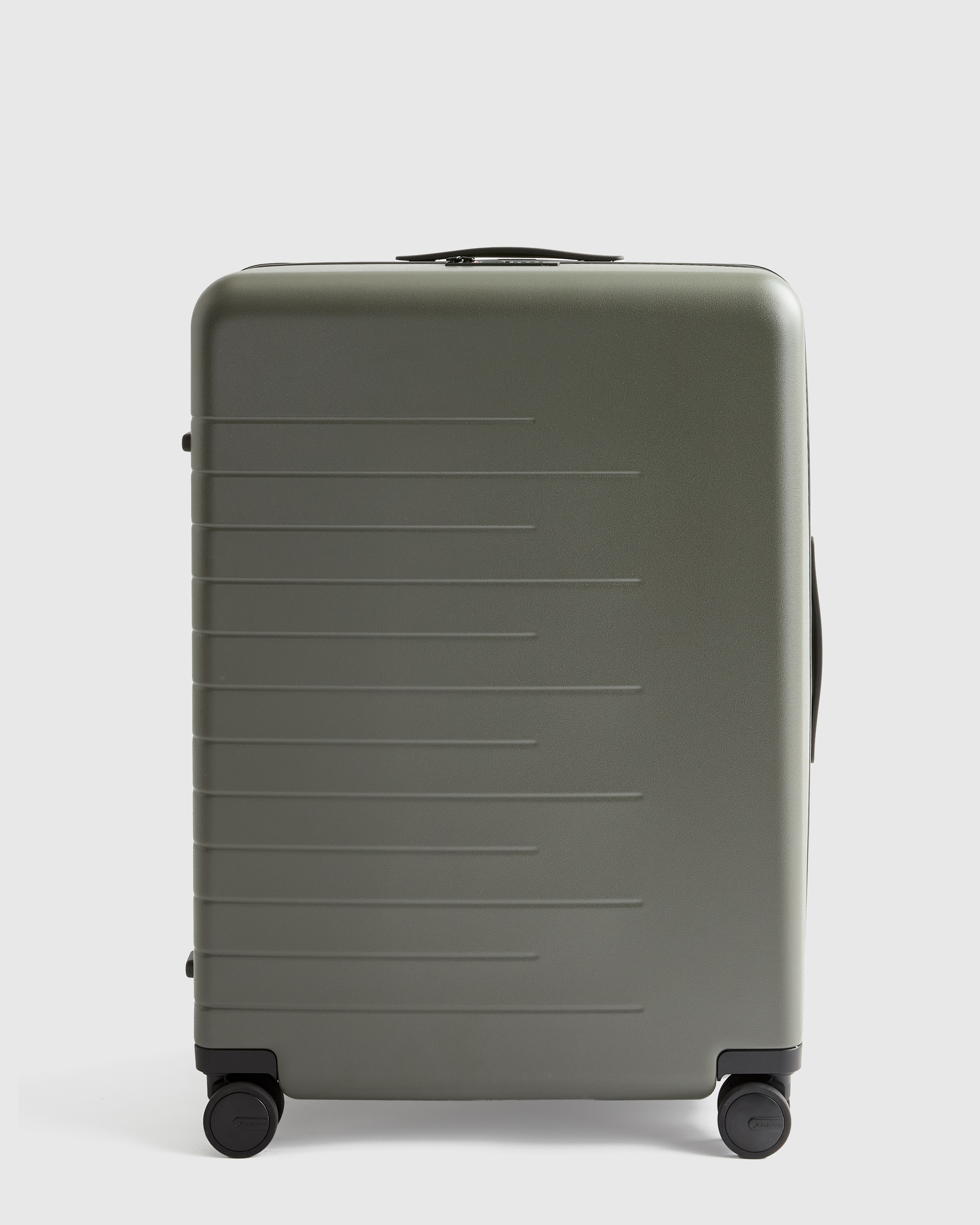 Quince Expandable Check-in Hard Shell Suitcase 27" In Olive