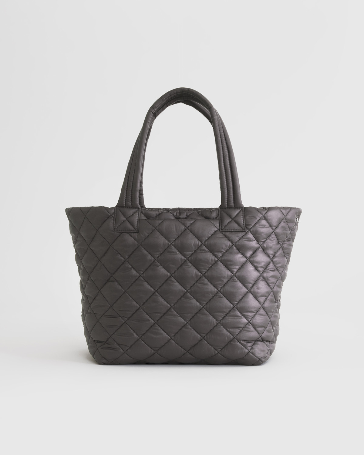 Transit Quilted Carry-All Tote in Charcoal