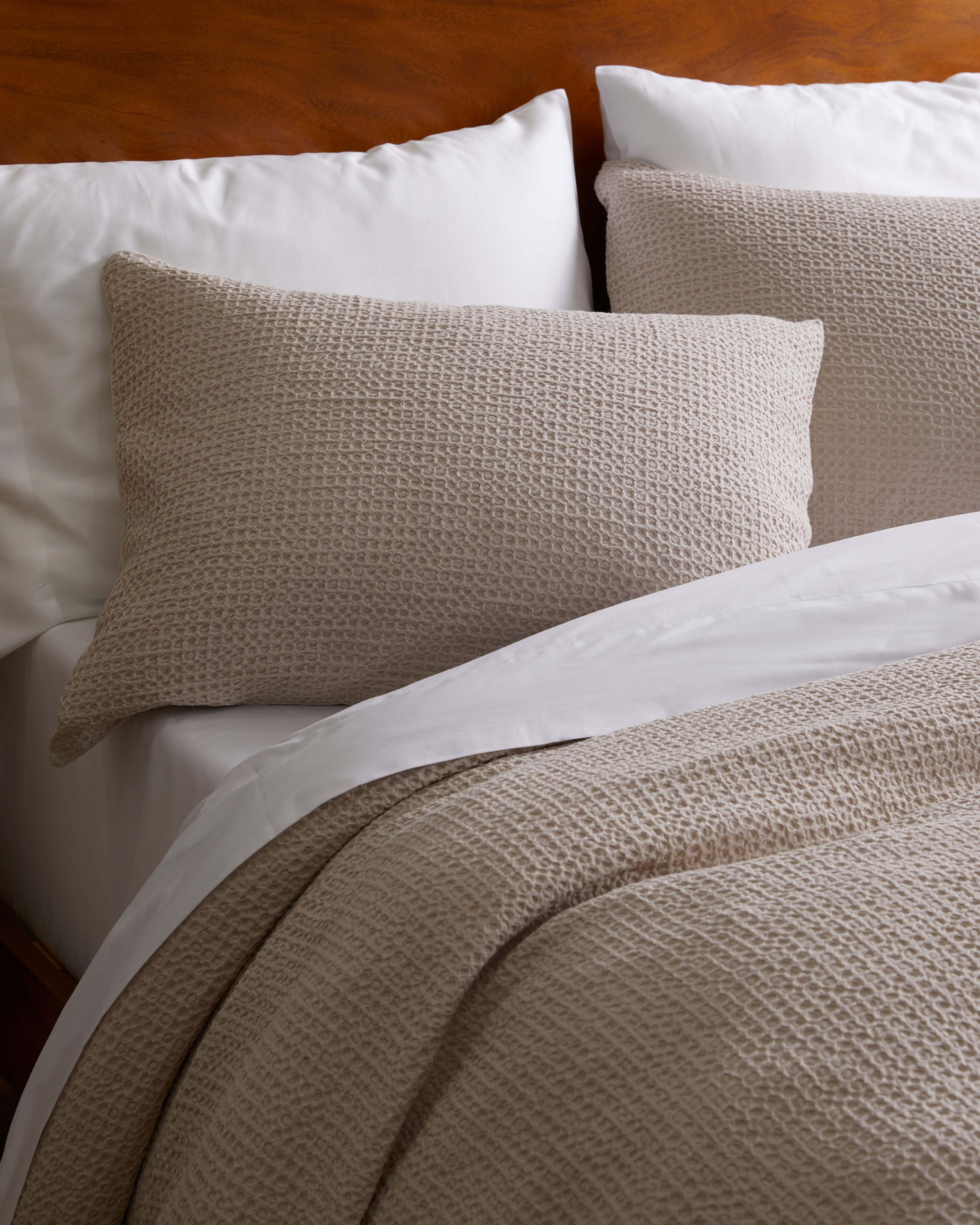 Organic Luxe Honeycomb Duvet Cover Set - Sand, King/Cal King