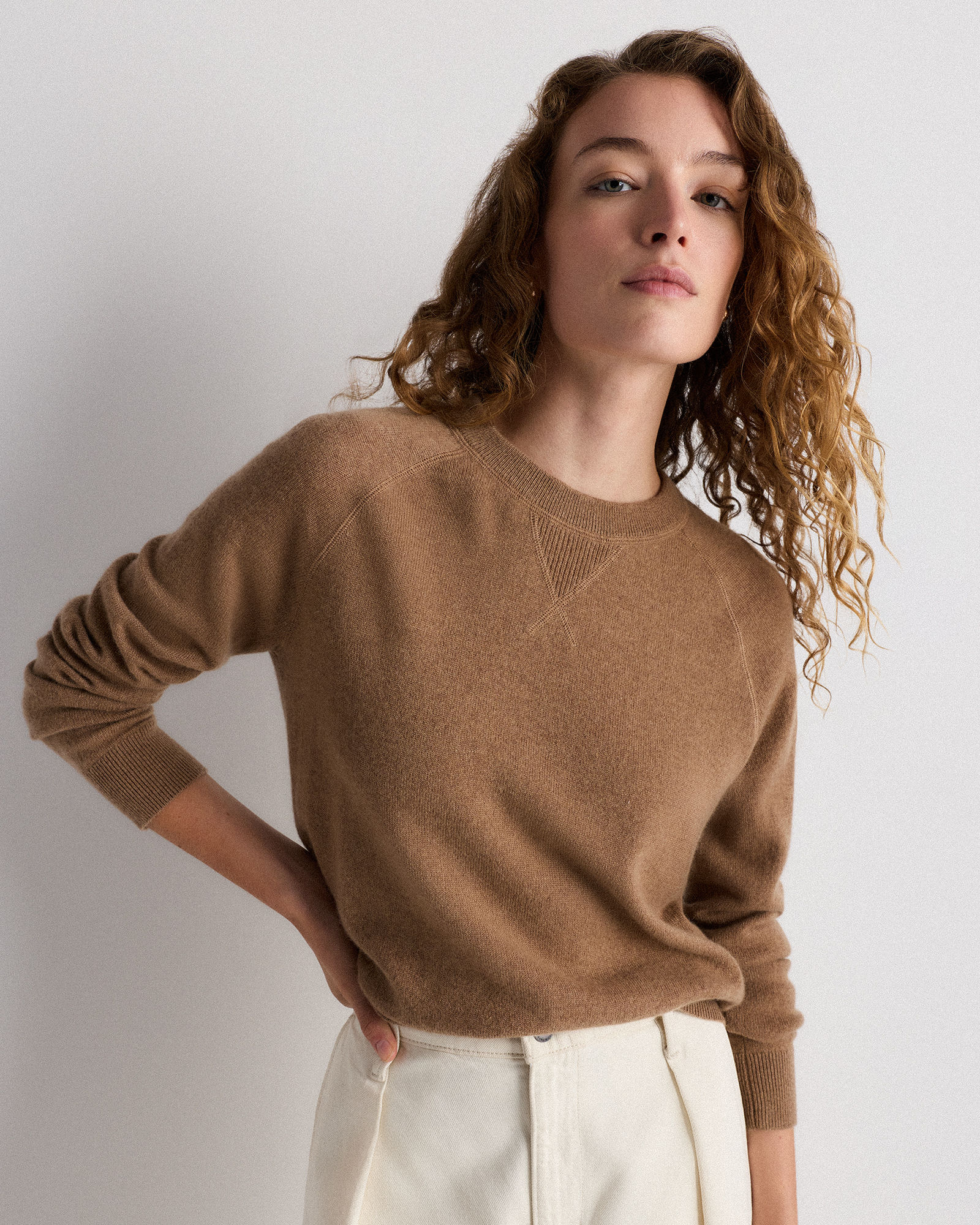 Quince Women's Mongolian Shrunken Cashmere Sweatshirt In Brown