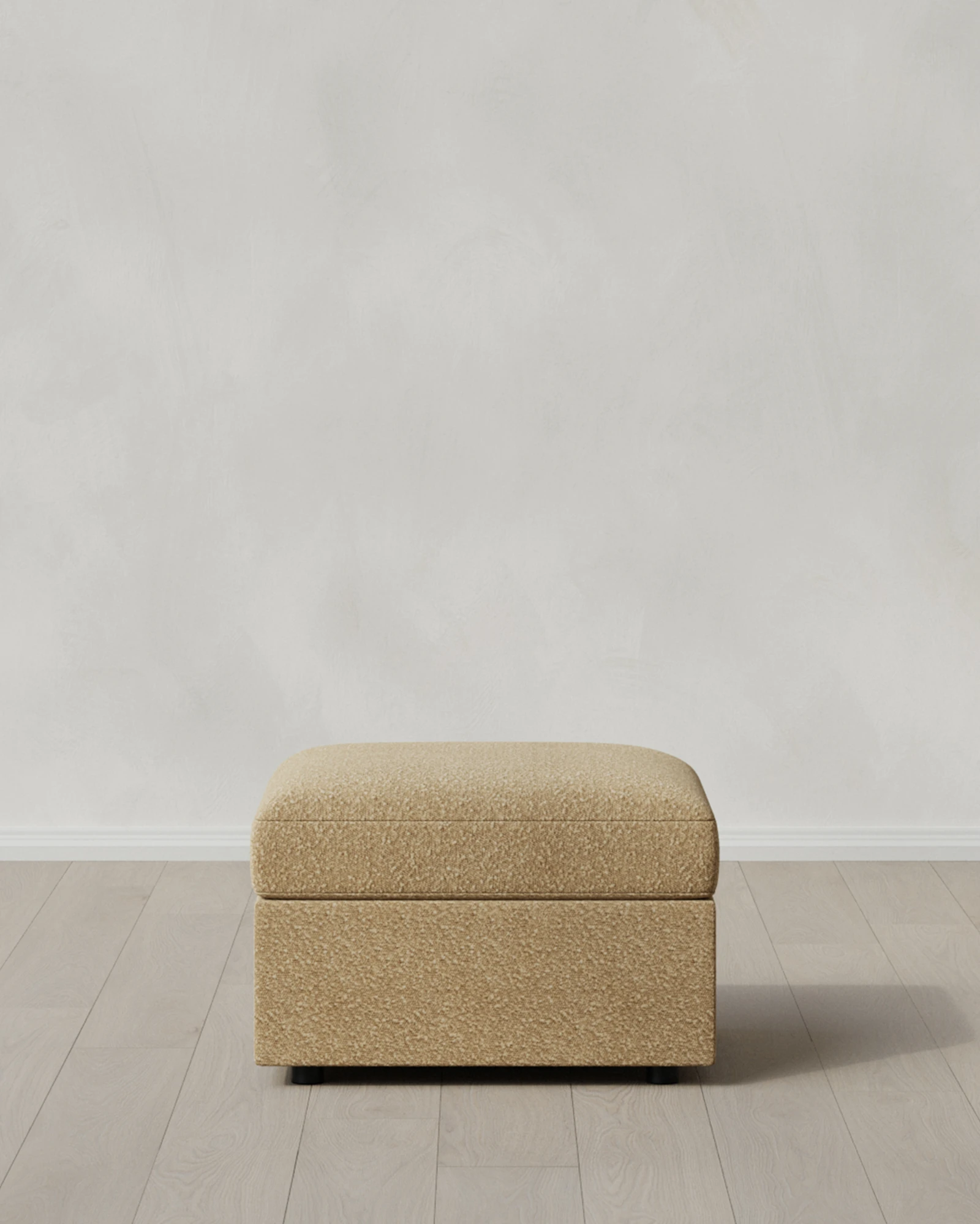 Sierra Ottoman in Performance Boucle