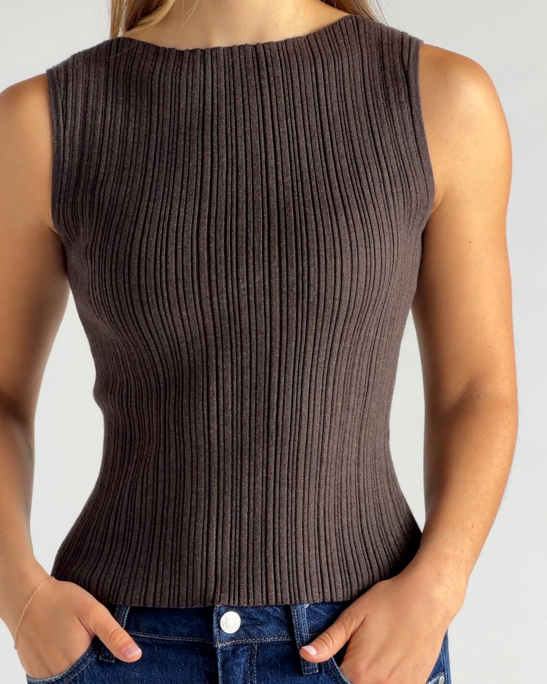 THUMB Women-s Cotton Cashmere Ribbed Tank Mocha Heather 1.30 IH Shoot 4x5.00 00 00 00.Still001
