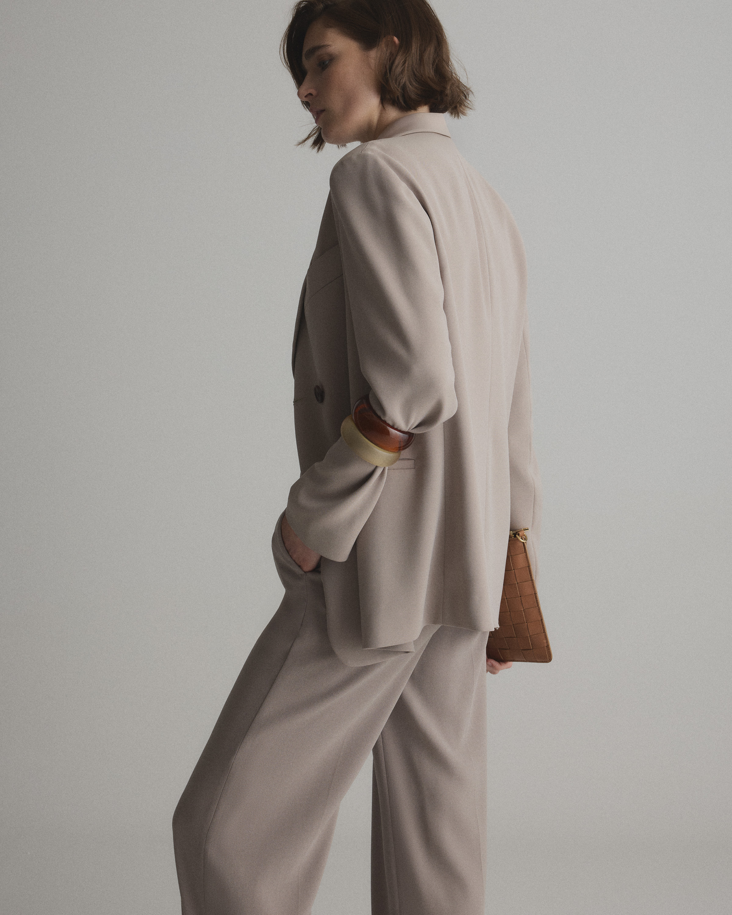 Stretch Crepe Relaxed Double-Breasted Blazer in Morel