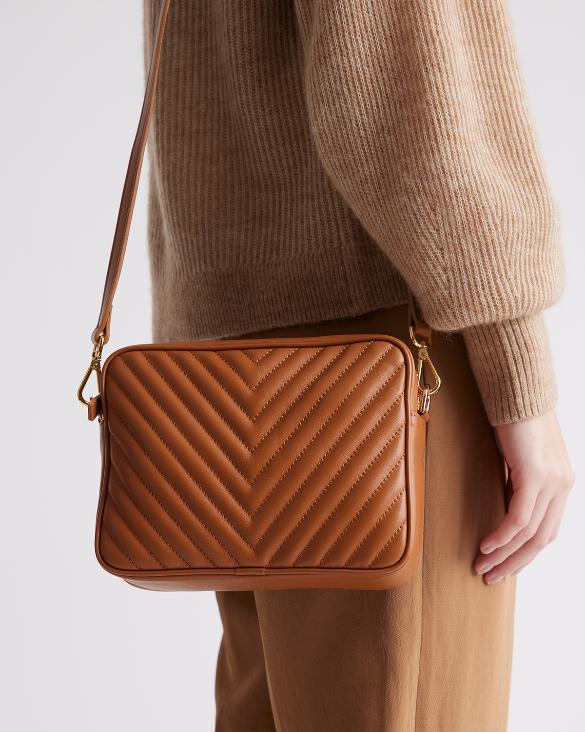 カ*ン様 キムタク　US Customized Quilted Body Bag Trendy Camera Bag - Quilted Crossbody Leather Purse
