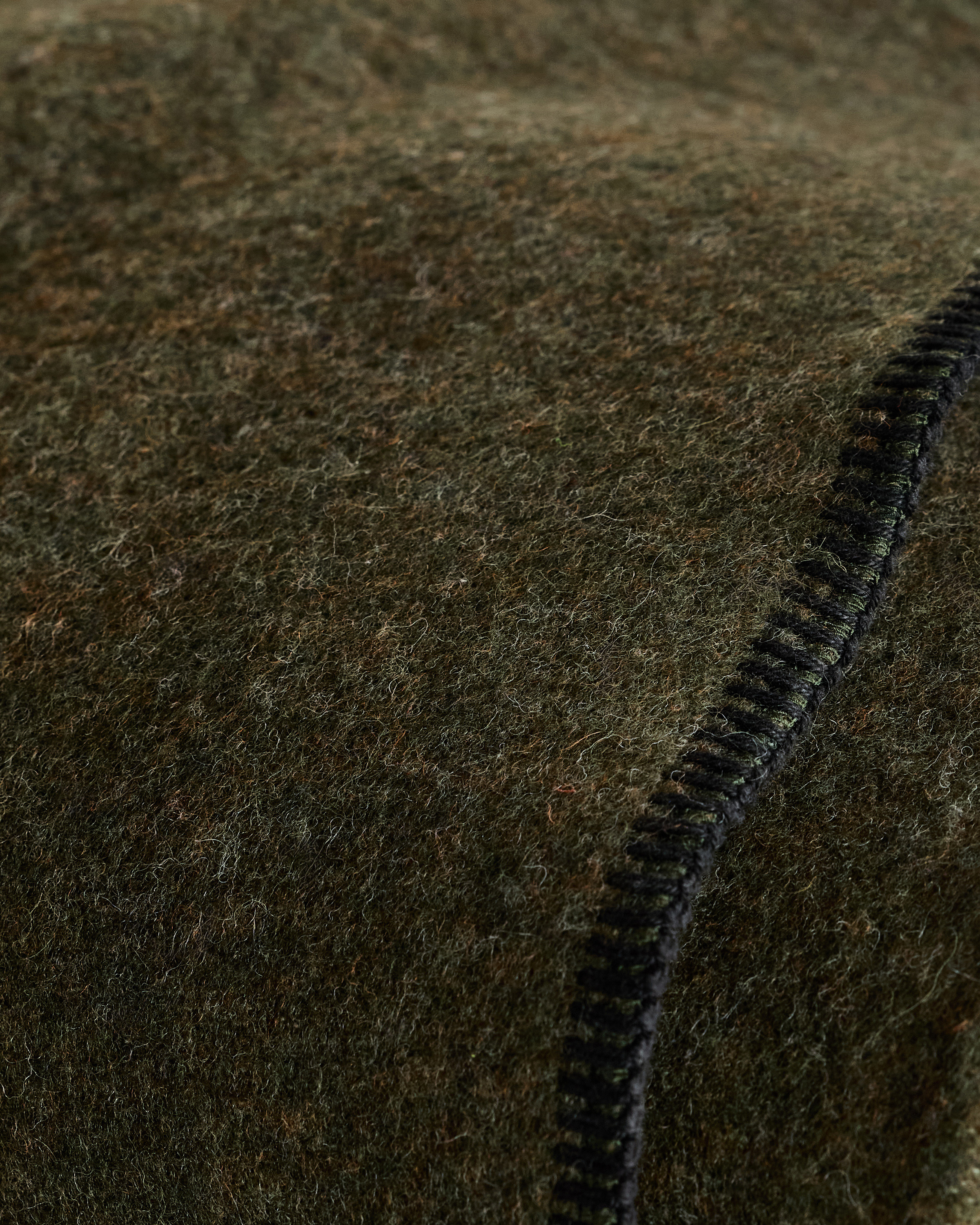 Quince Wool Throw - Thumbnail 3